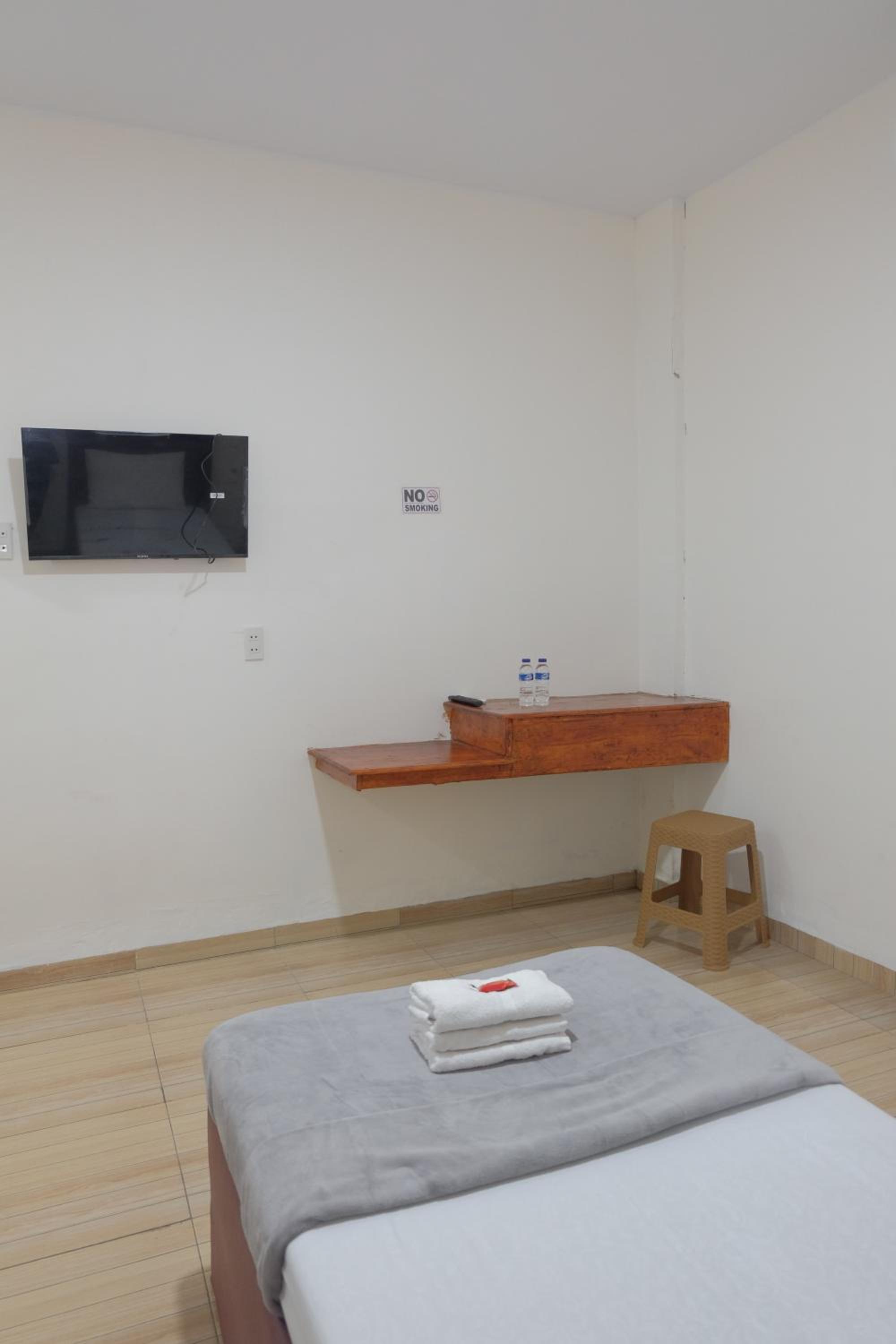 Deluxe Twin Room - Photo 6