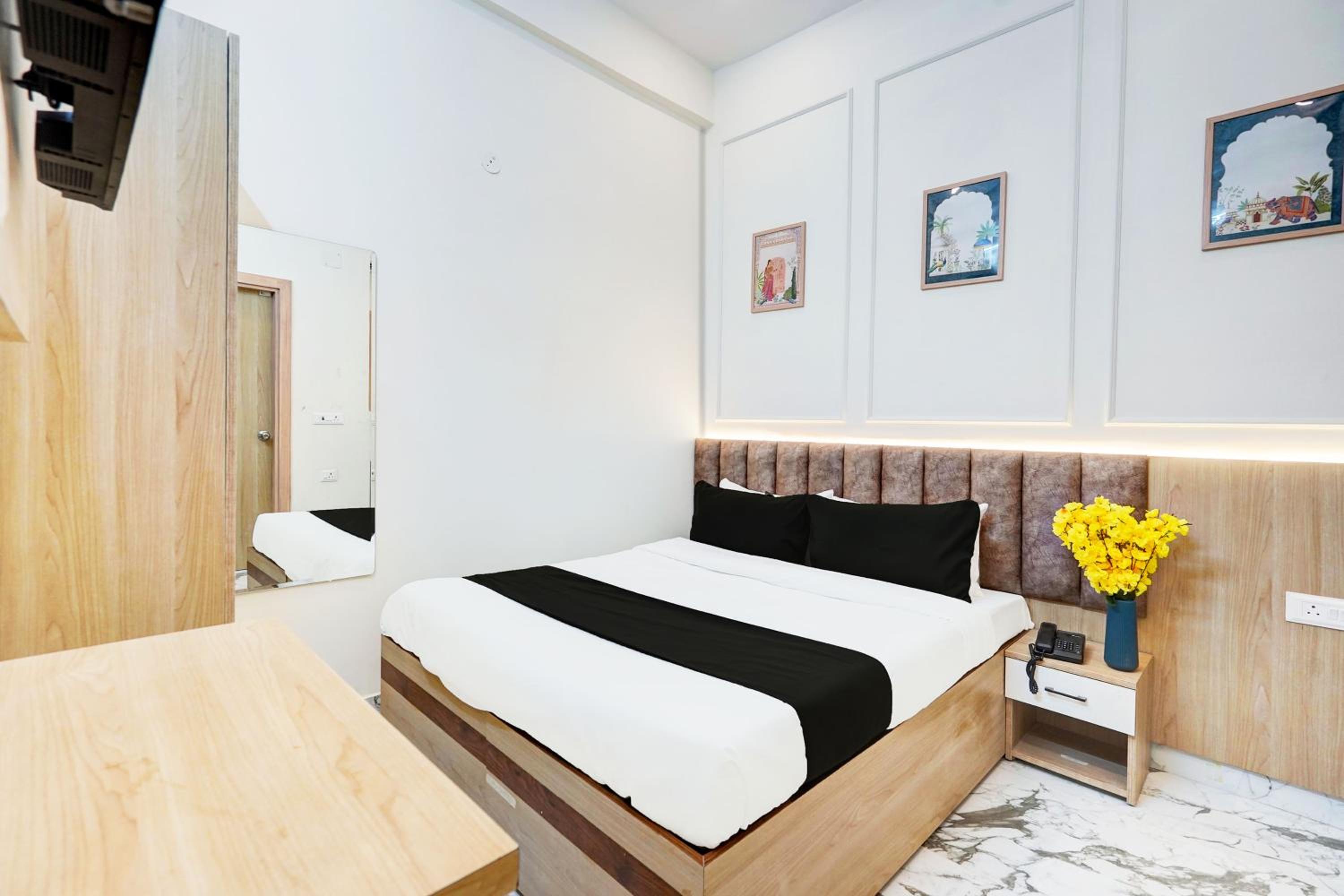 Classic Triple Room photo 2