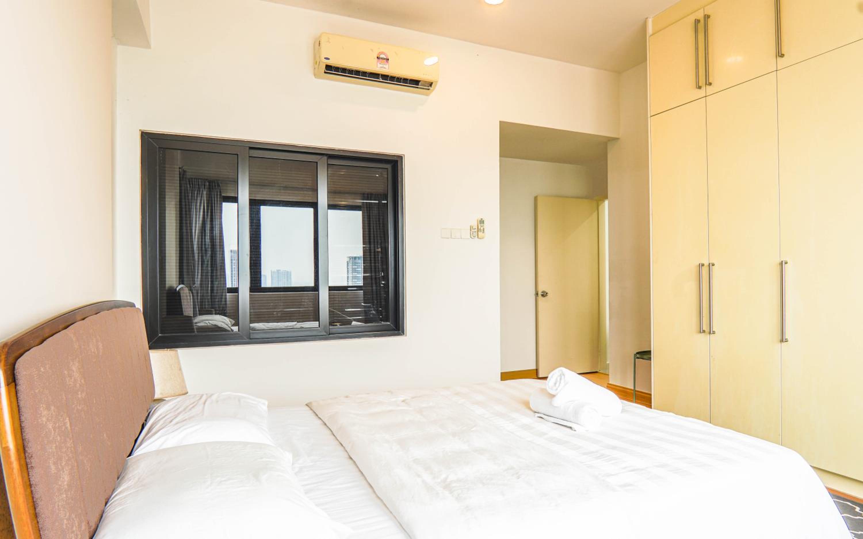 Two-Bedroom Apartment - Photo 18