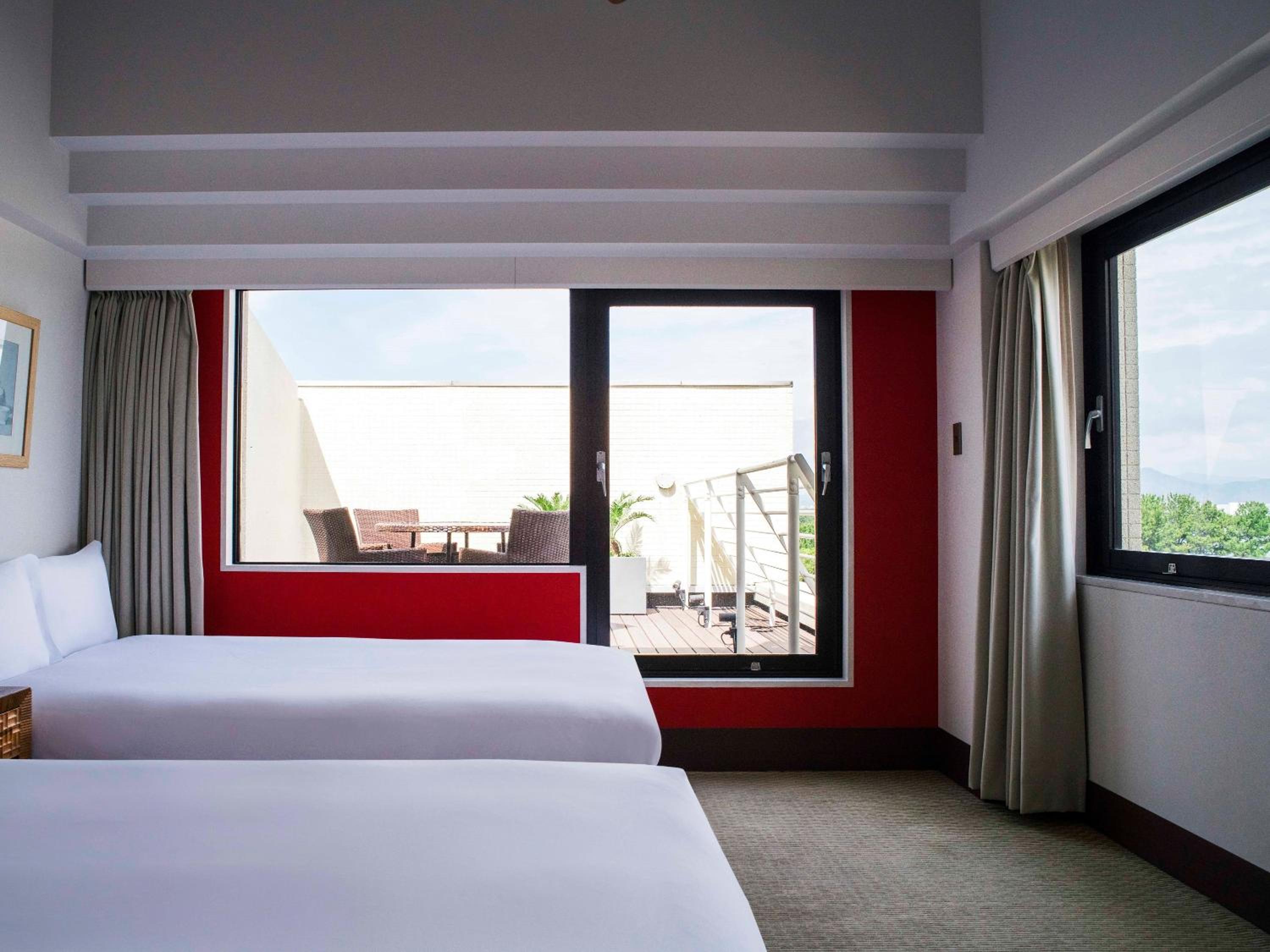 Grand Twin Room with Balcony - 3-5 Floor - Photo 4