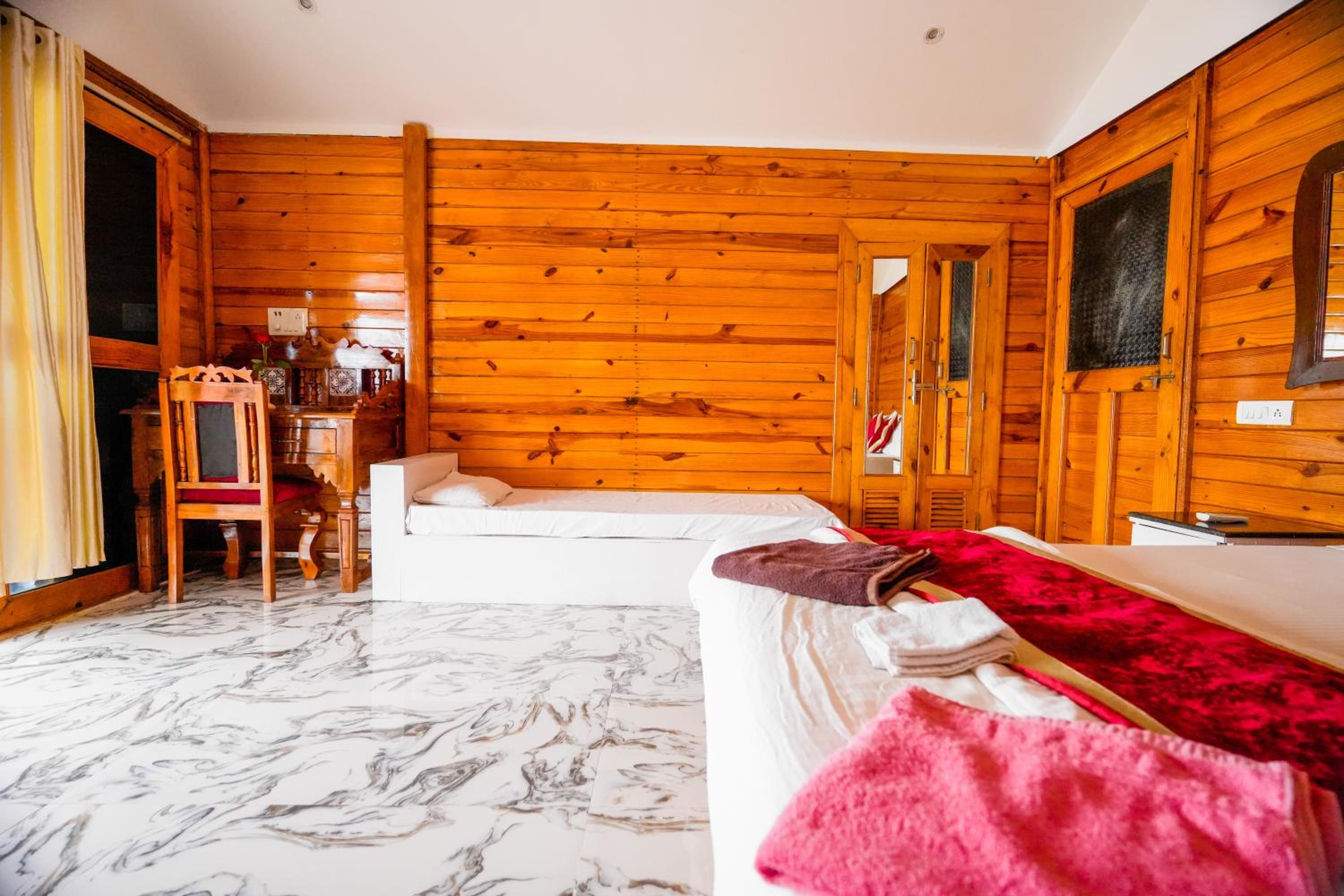 Deluxe Double Room photo 1