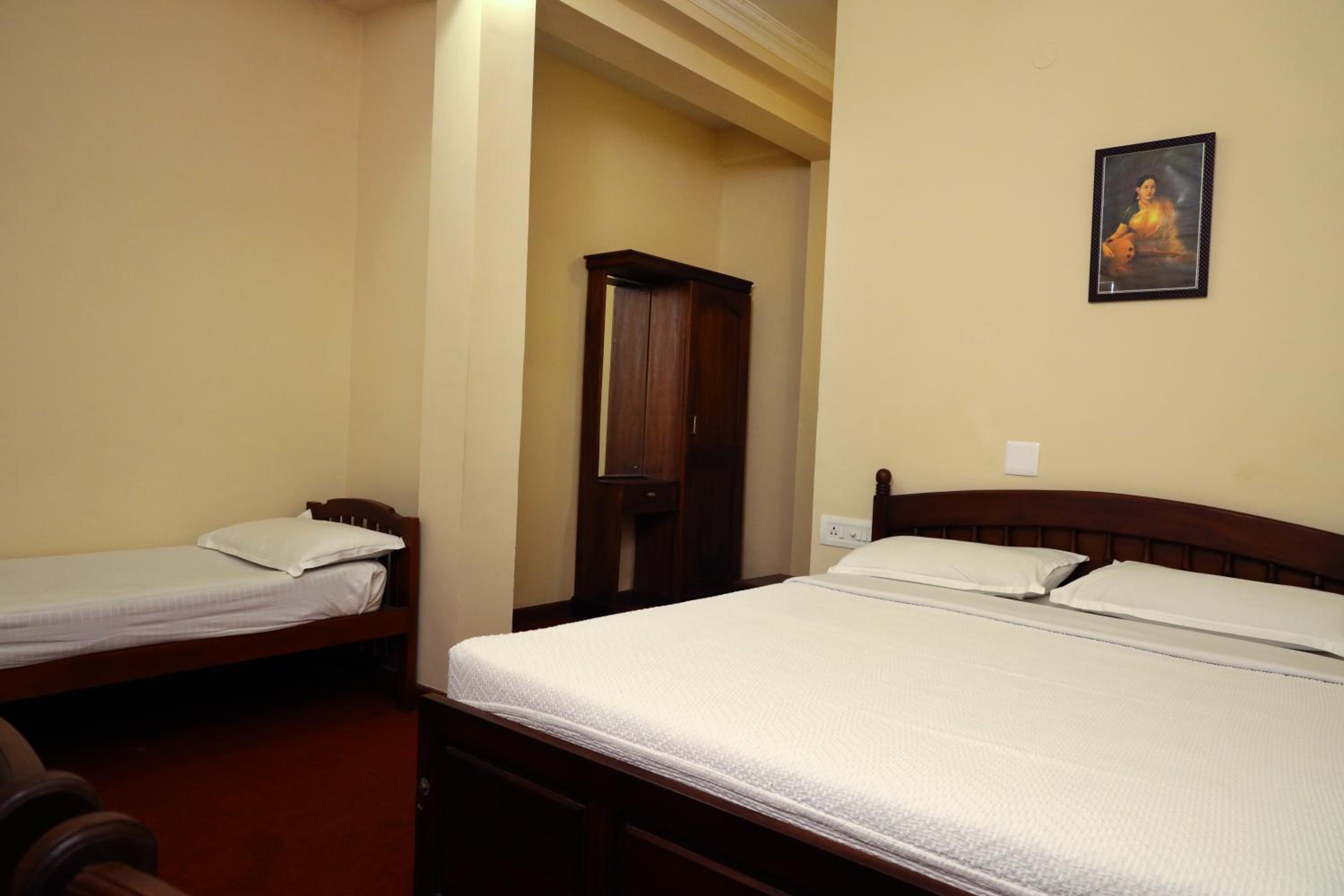 Standard Triple Room - Photo 2