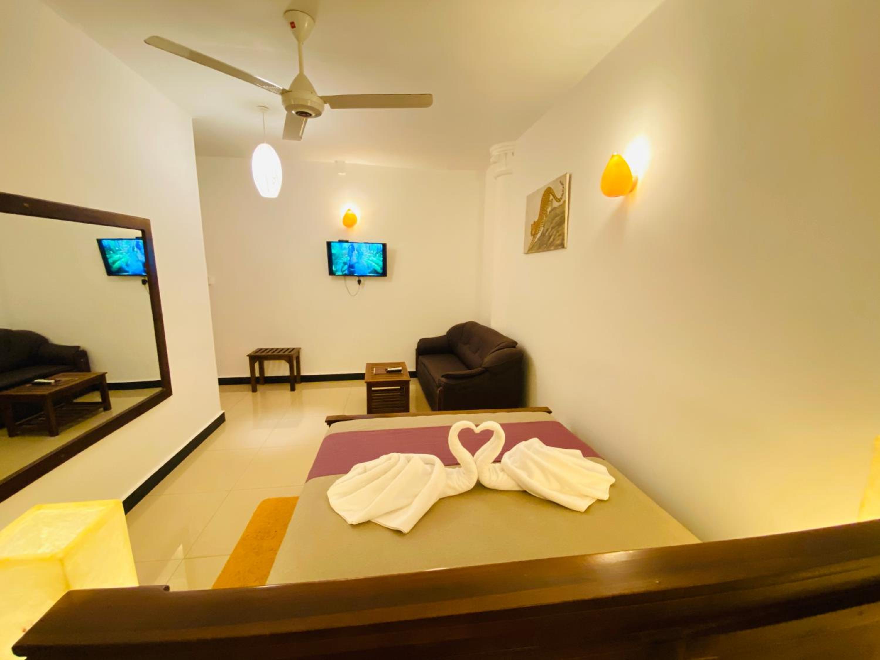 Deluxe Double Room photo 2