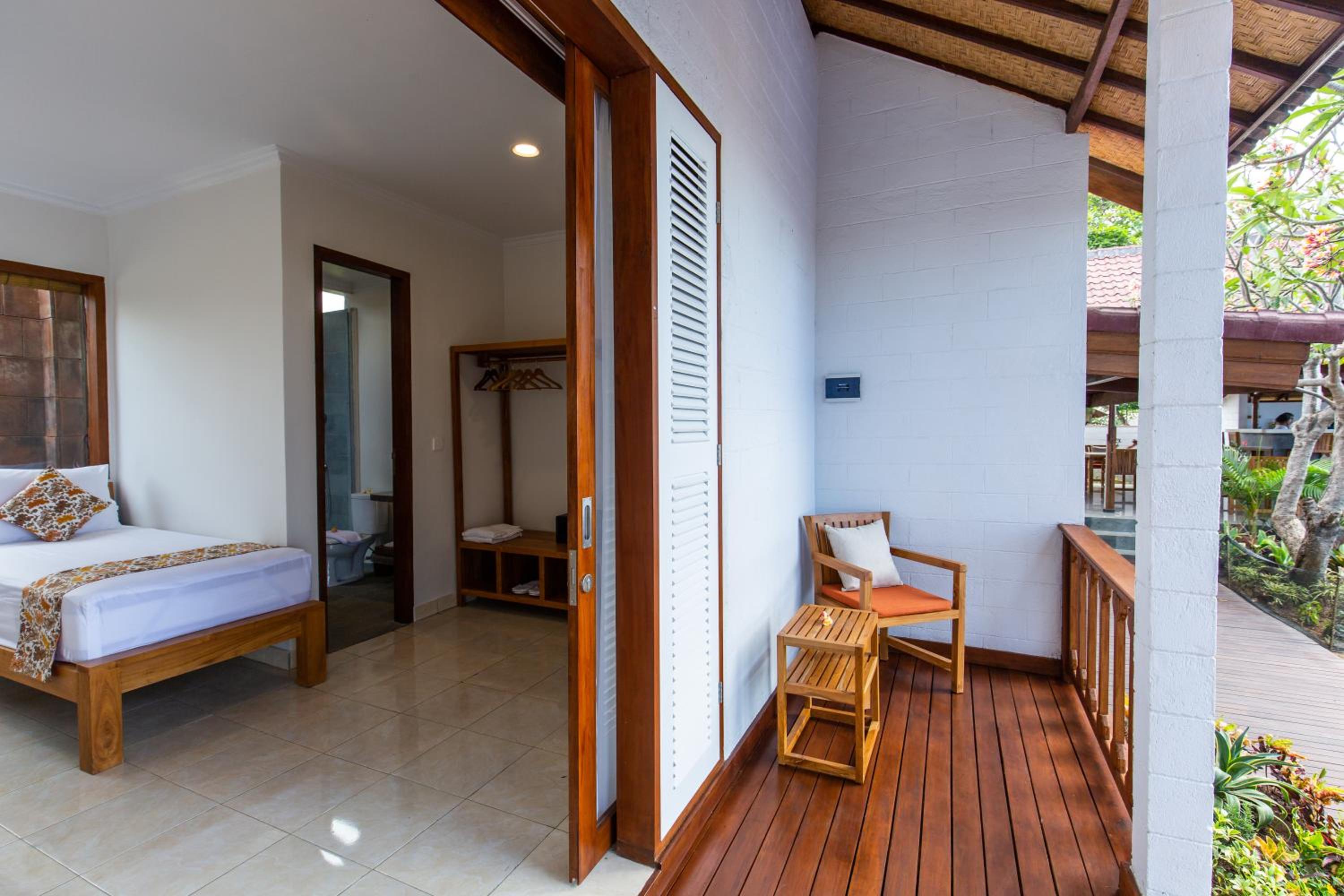 Standard Double or Twin Room with Sea View - Photo 5