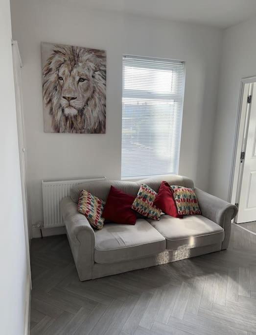One-Bedroom Apartment photo 3