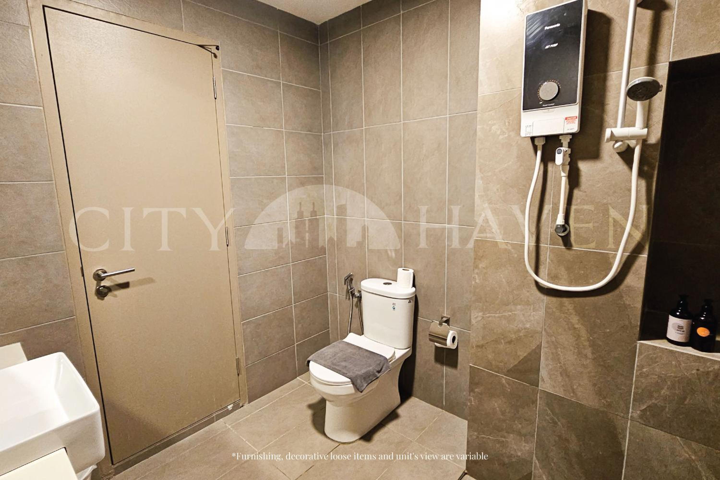 Executive Quadruple Room - Photo 9