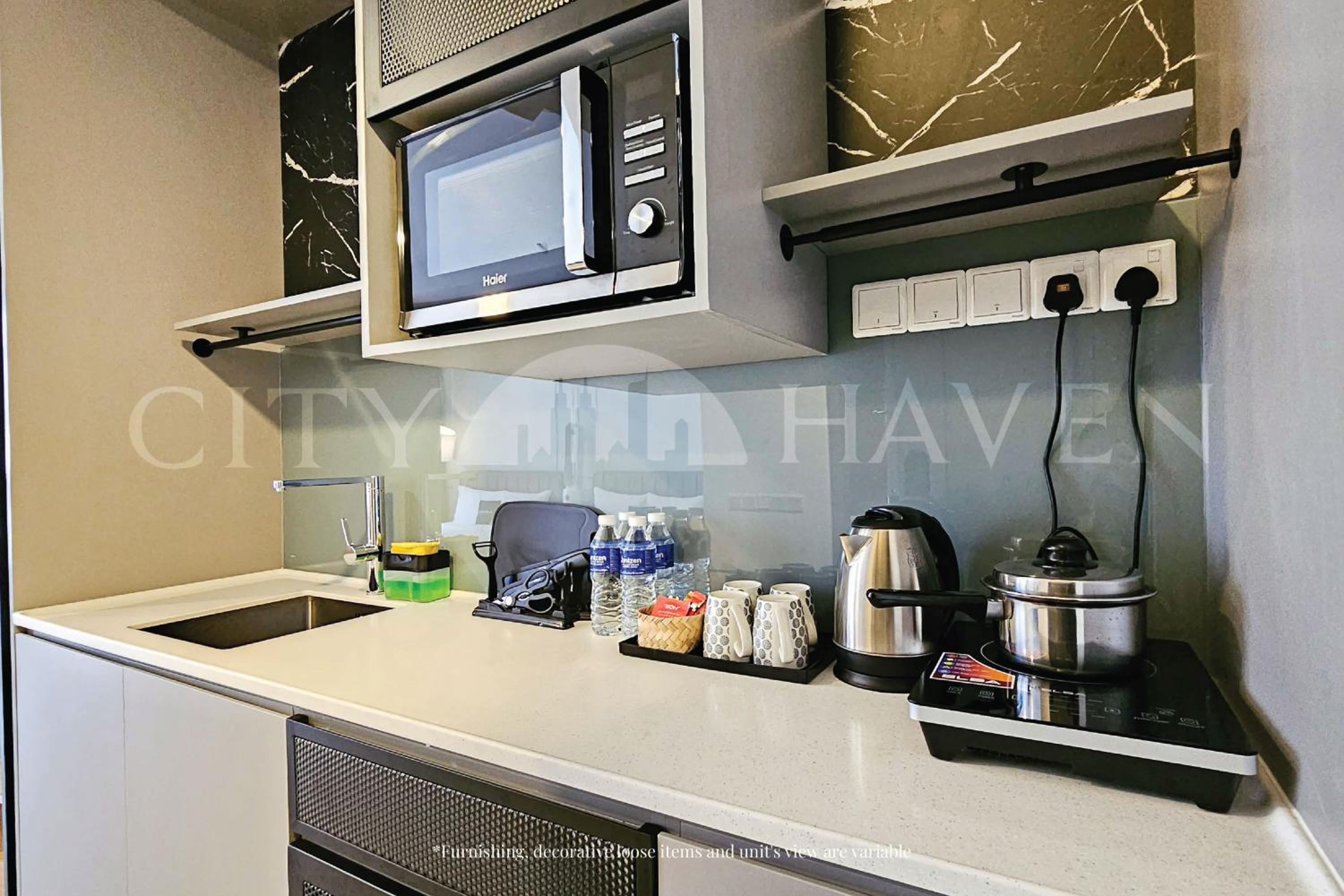 Executive Quadruple Room - Photo 8