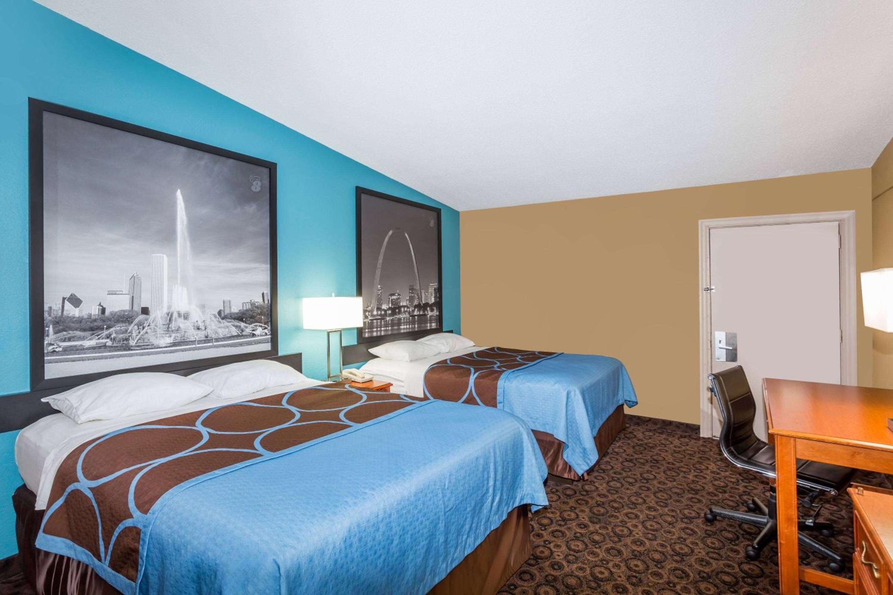 Double Room with Two Double Beds - Non-Smoking - Photo 1