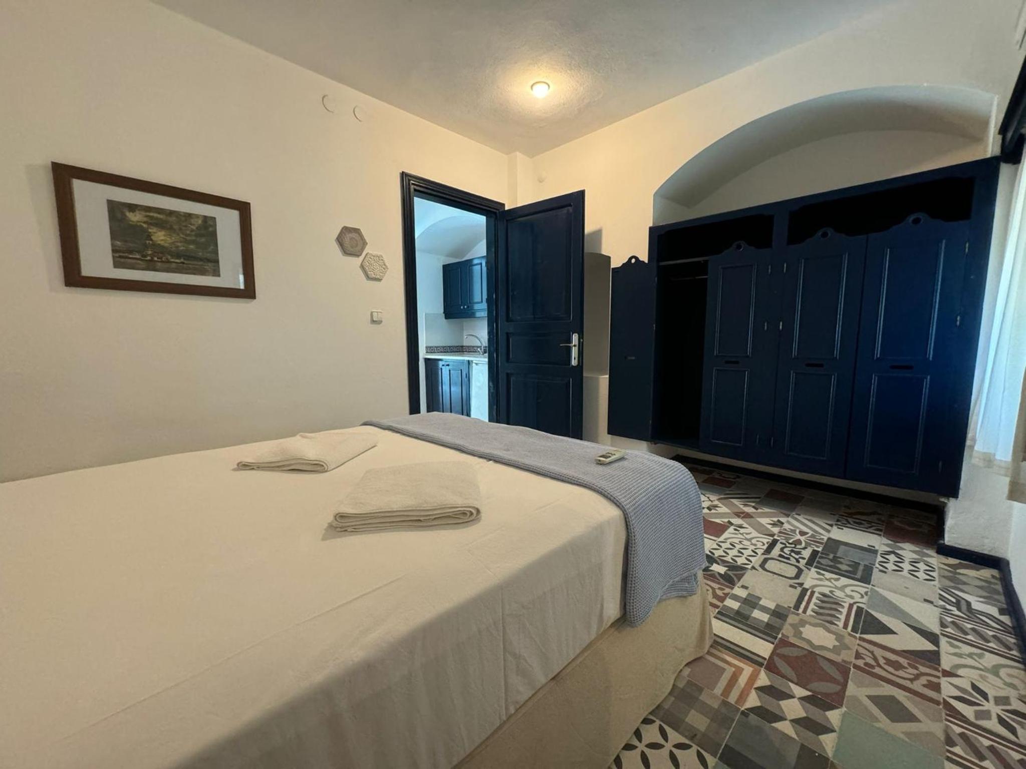 Large Single Room photo 3