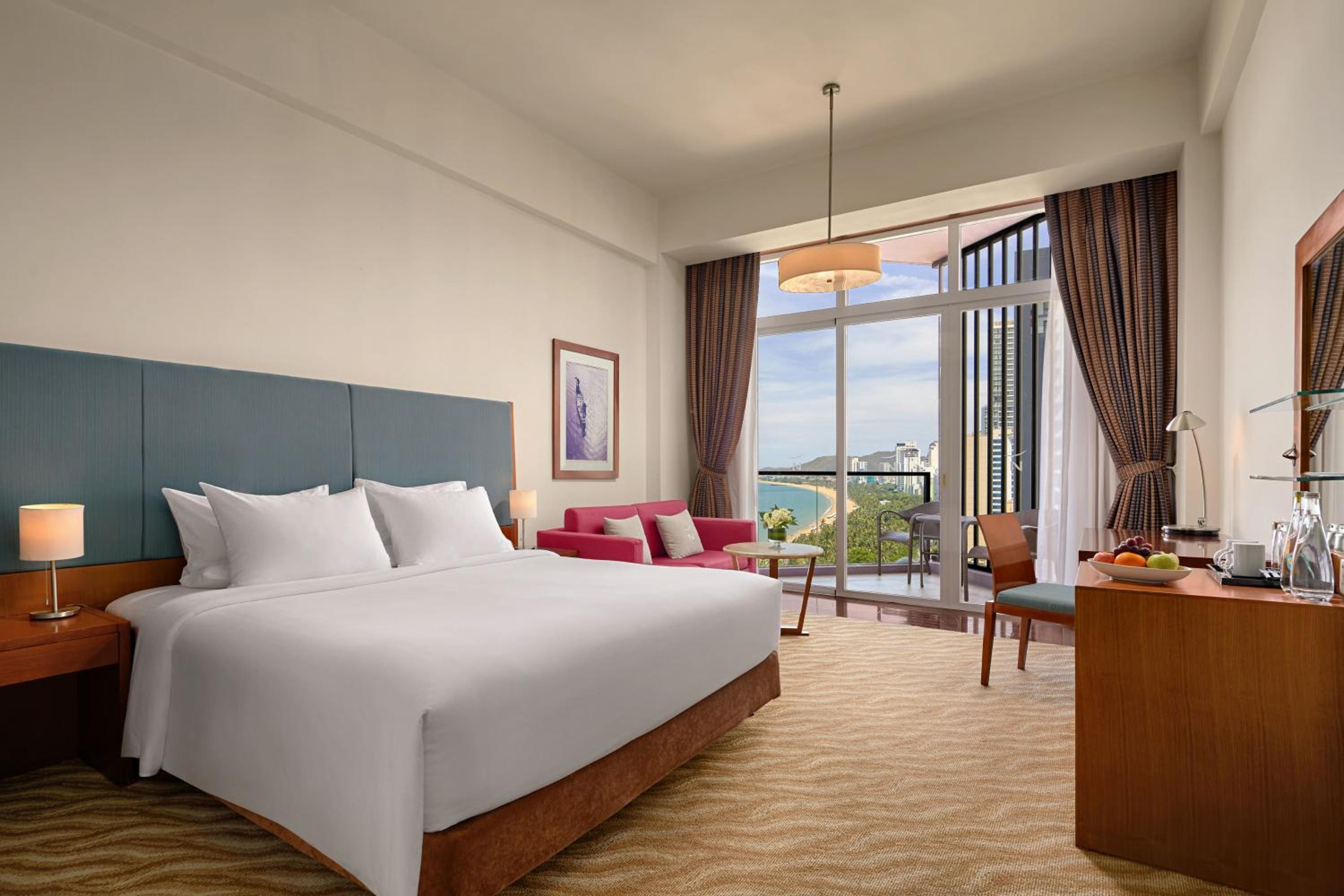 Superior King Room - Photo 1