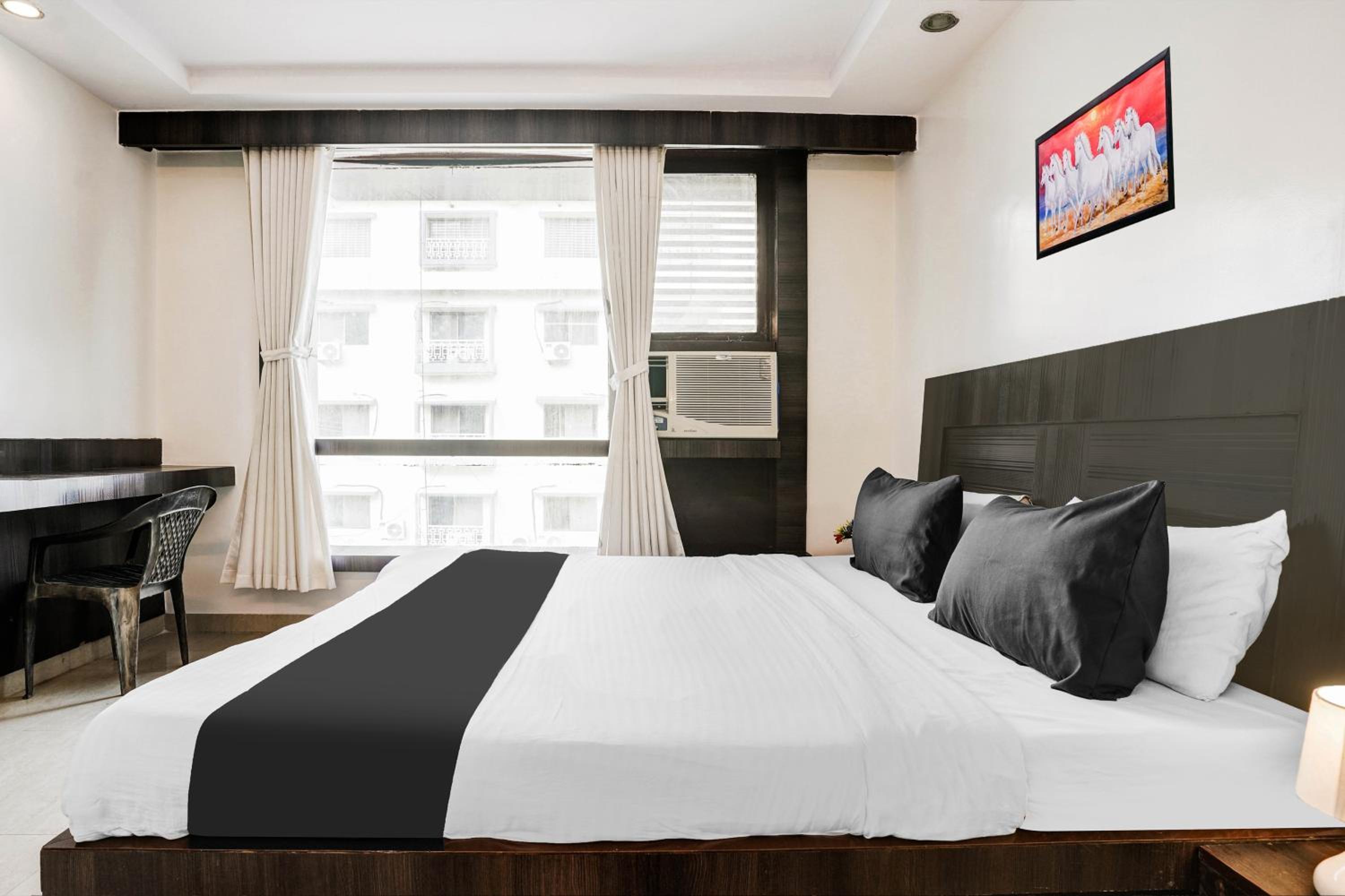 Classic Triple Room photo 2