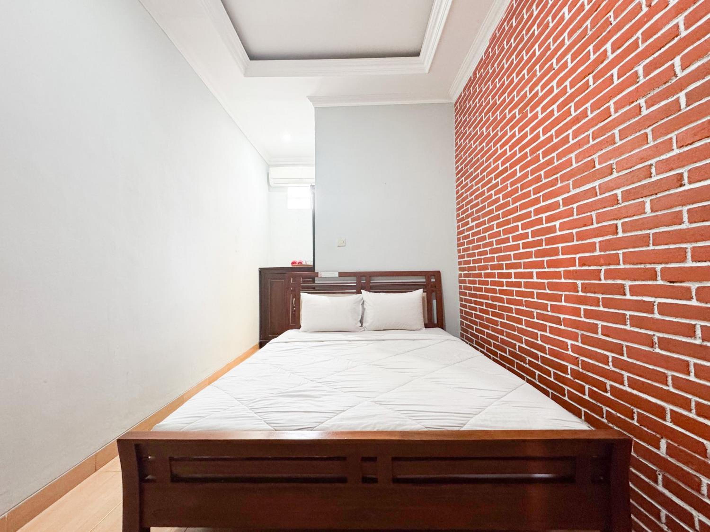 Standard Double Room - Photo 1