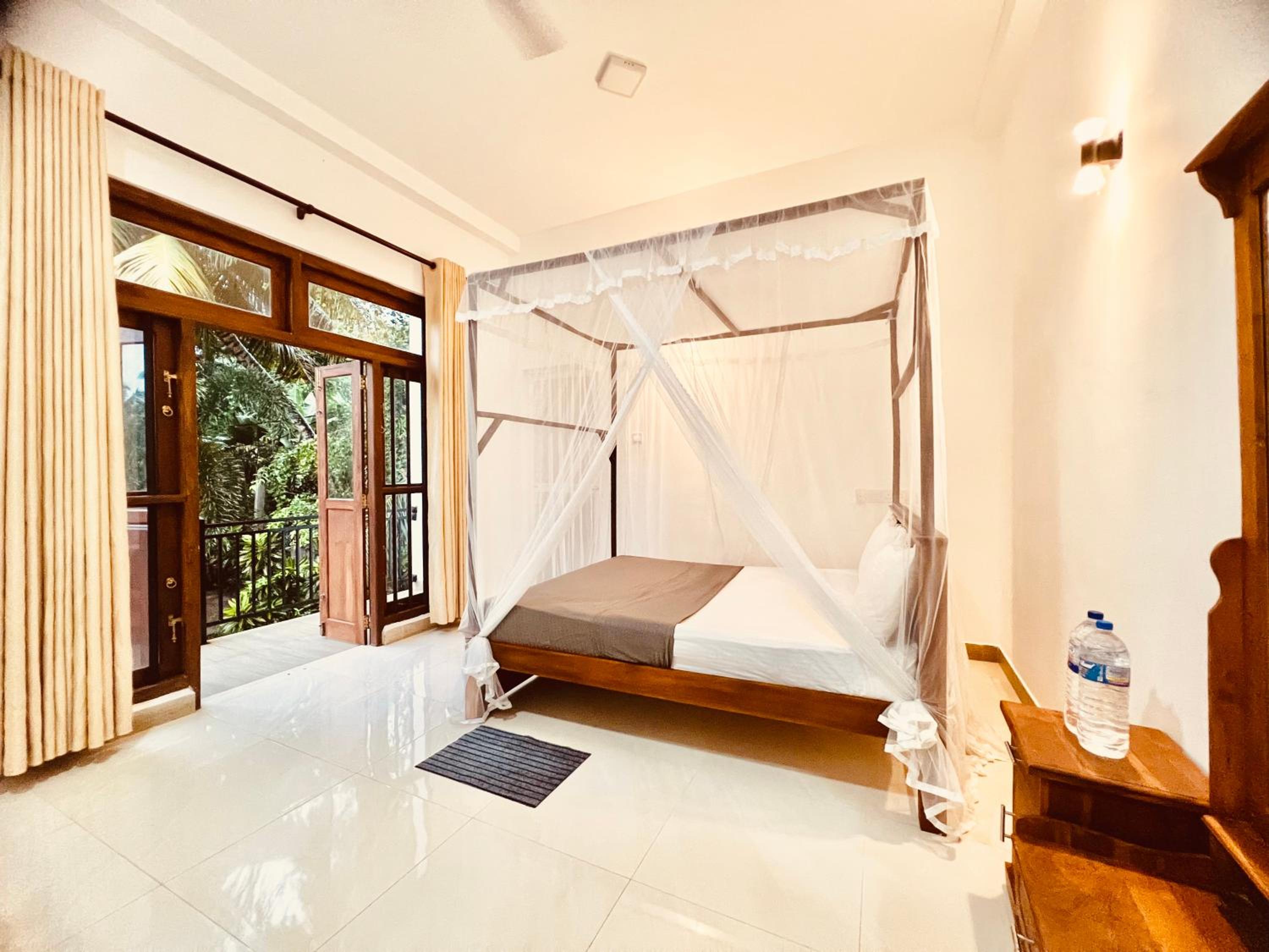 Deluxe Double Room With Balcony
