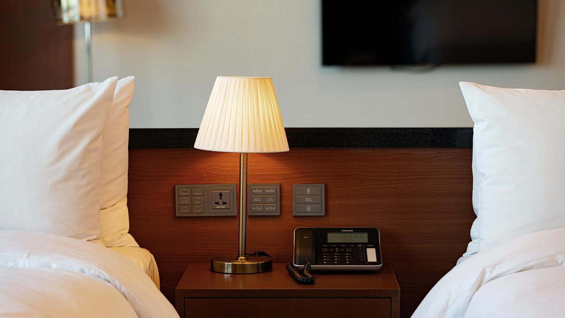 Family Suite with Full Ocean View - Photo 3