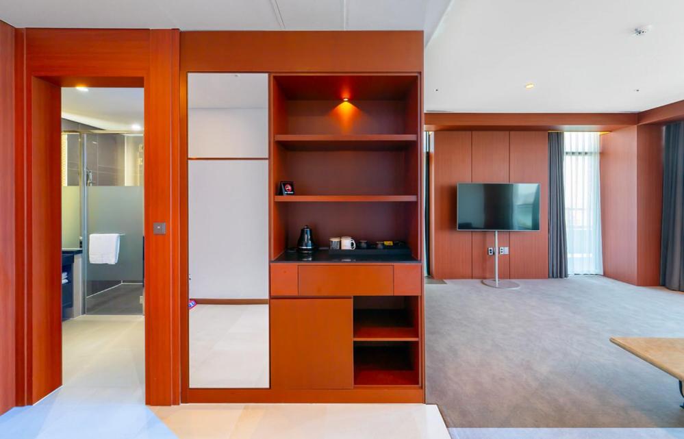 Royal Suite with Full Ocean View - Photo 5