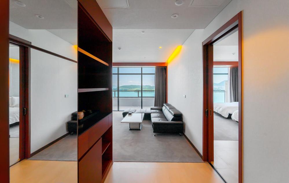 Royal Suite with Full Ocean View - Photo 7