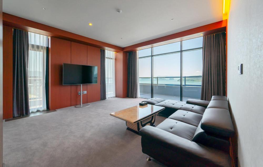 Royal Suite with Full Ocean View - Photo 6