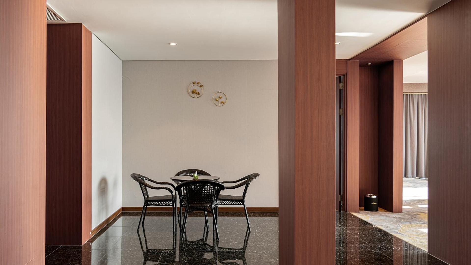 [Free Breakfast for 4] Multiple Tower Suite - Photo 14