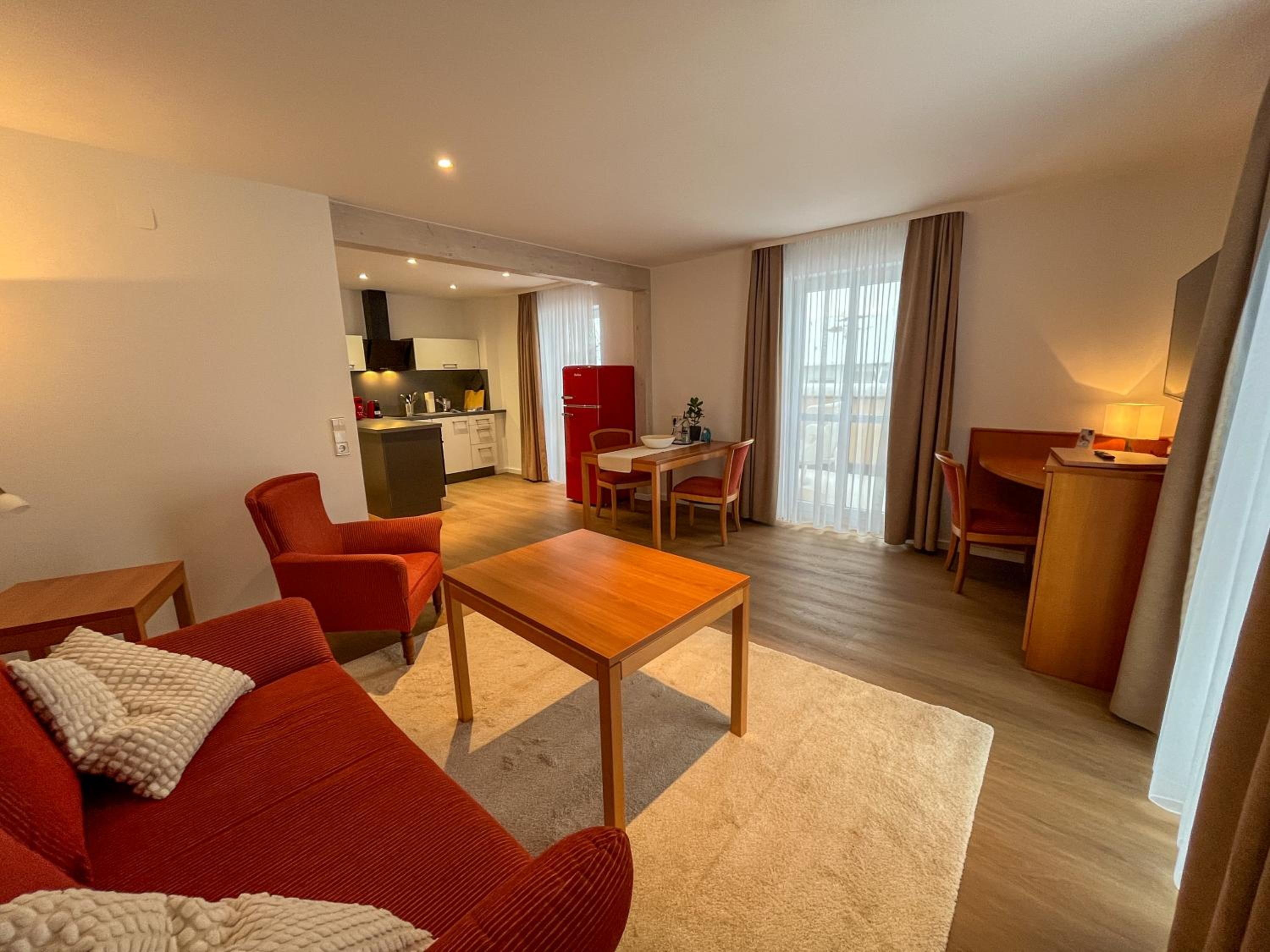 One-Bedroom Apartment with Balcony photo 1