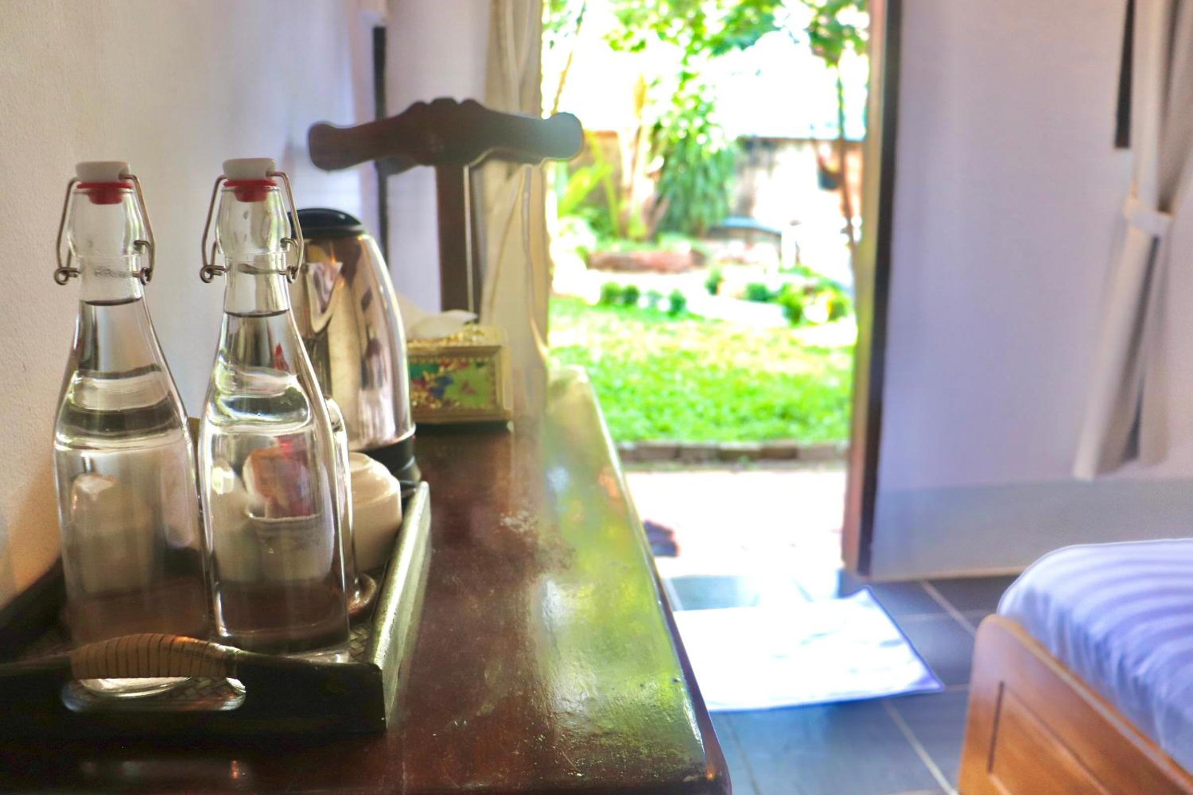 Bungalow with Garden View - Photo 2