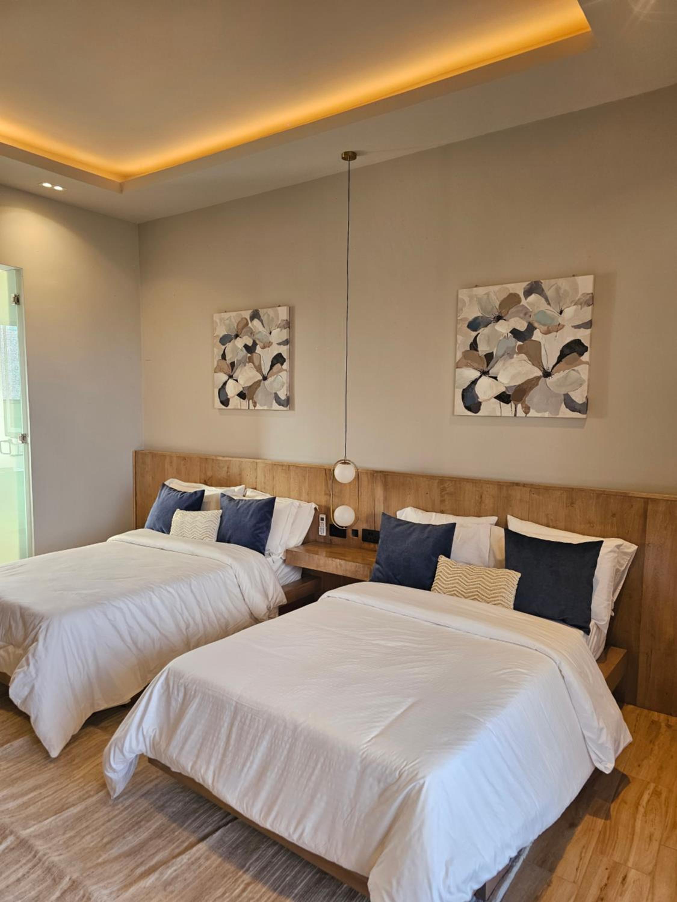 Twin Room with Pool View photo 1