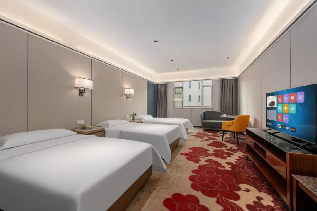 Deluxe Triple Room photo 1