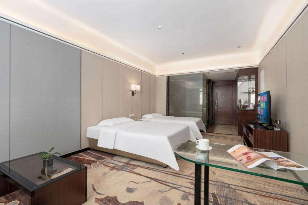 Deluxe Twin Room photo 2