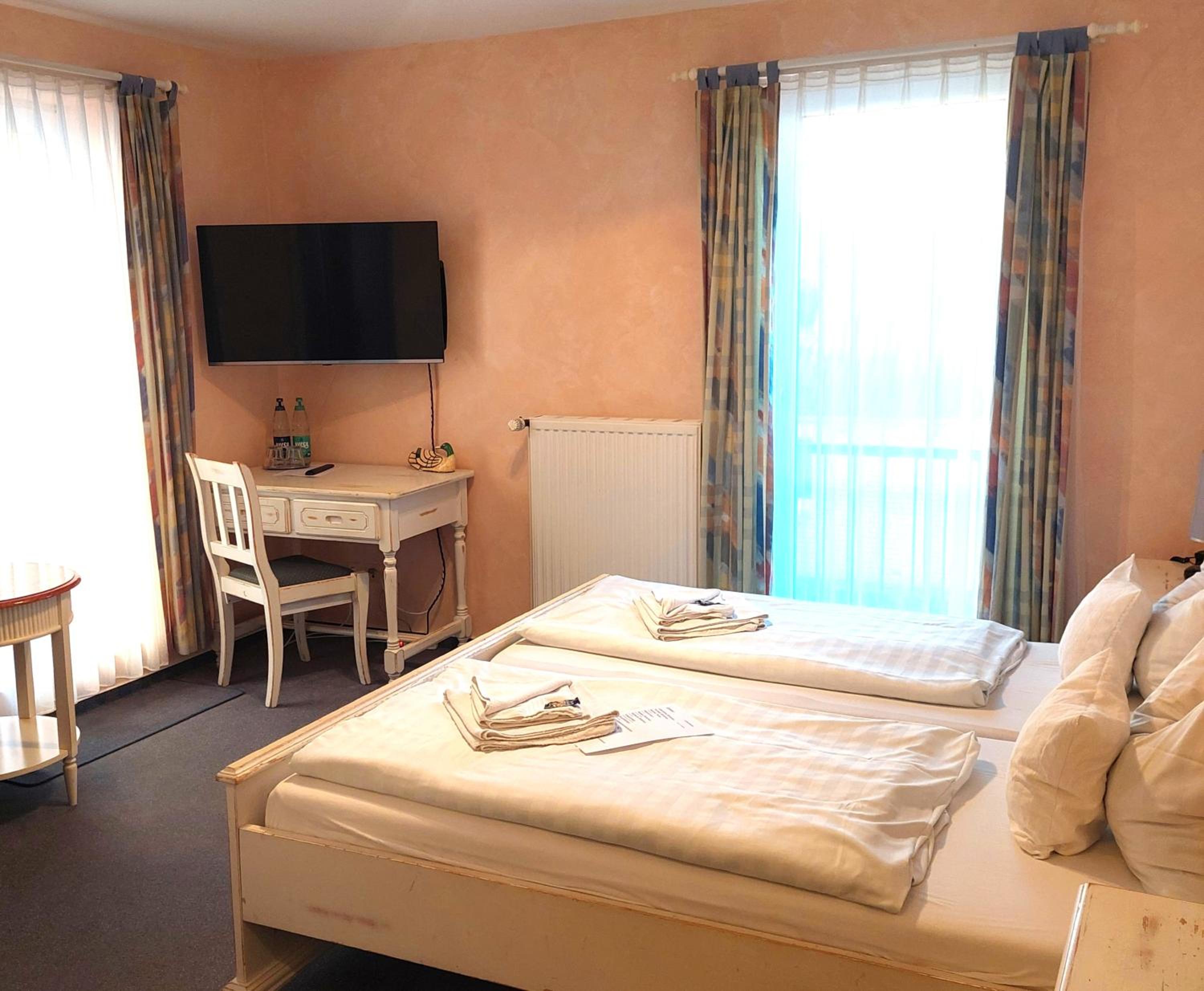 Standard Double Room photo 2