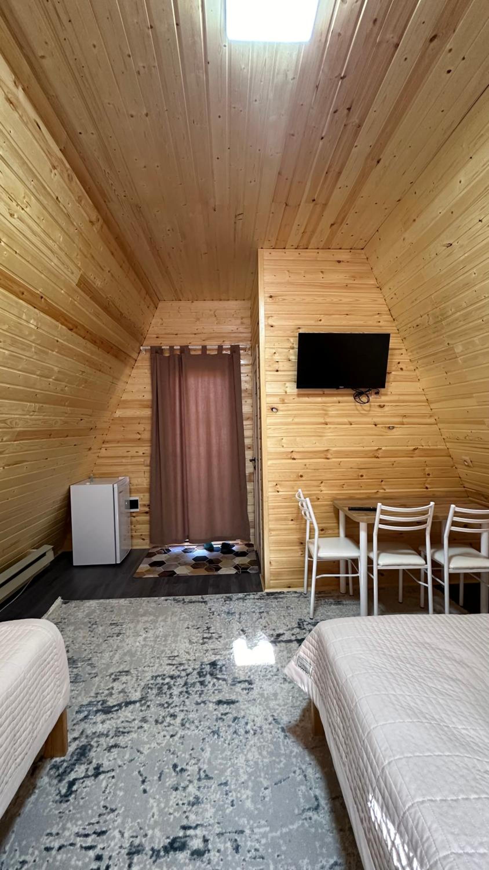 Apartment with Mountain View photo 3