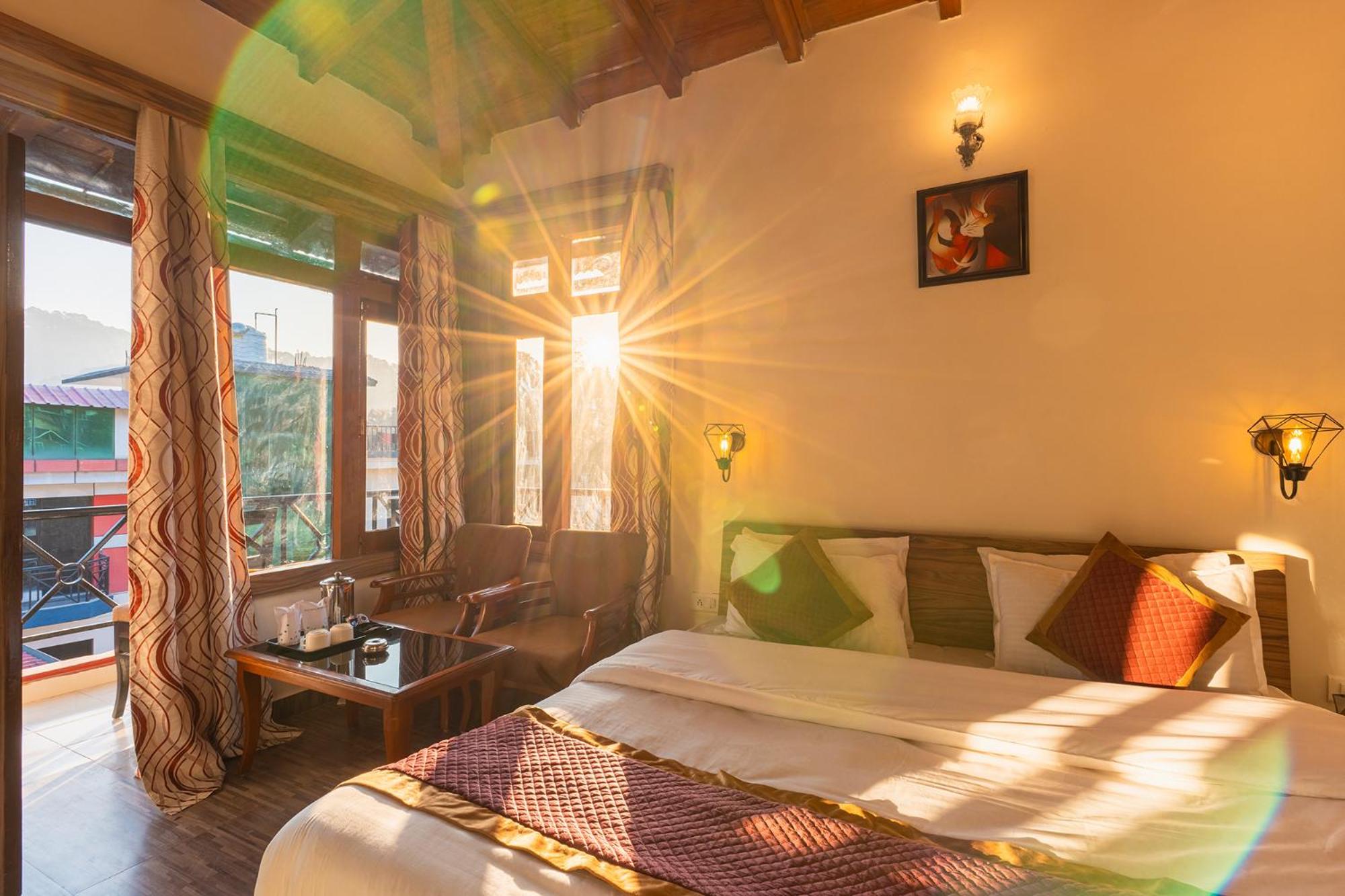 King Room with Balcony