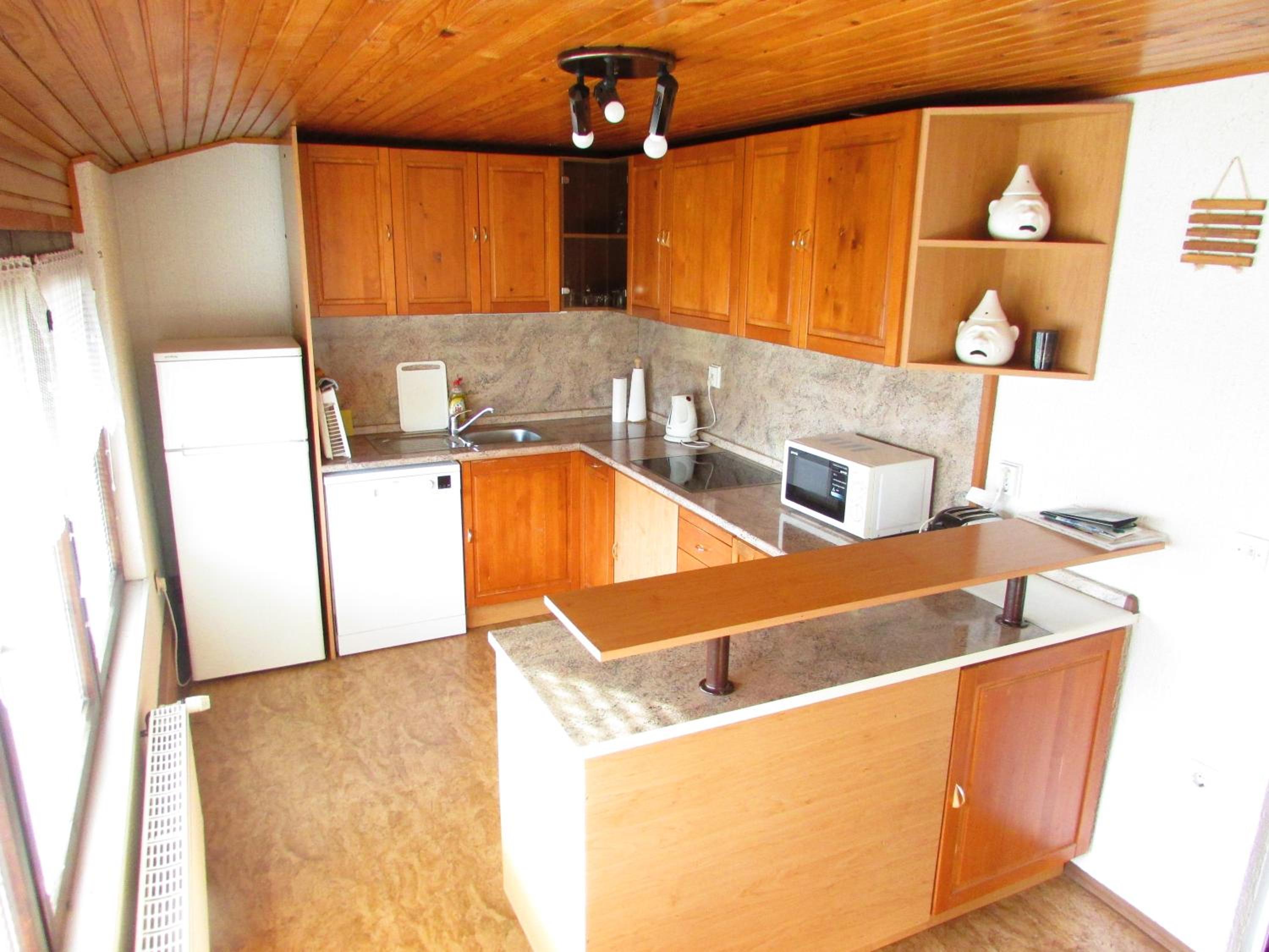 One-Bedroom Apartment - Photo 8