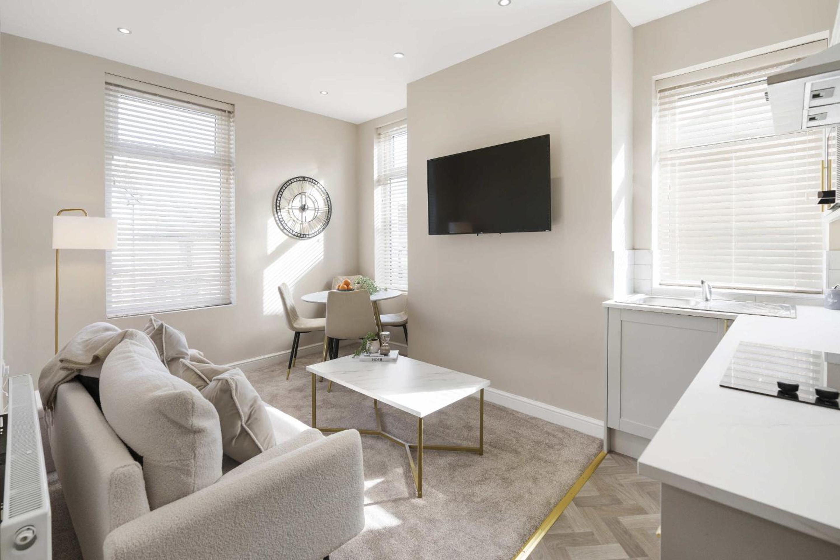 Two-Bedroom Apartment with City View