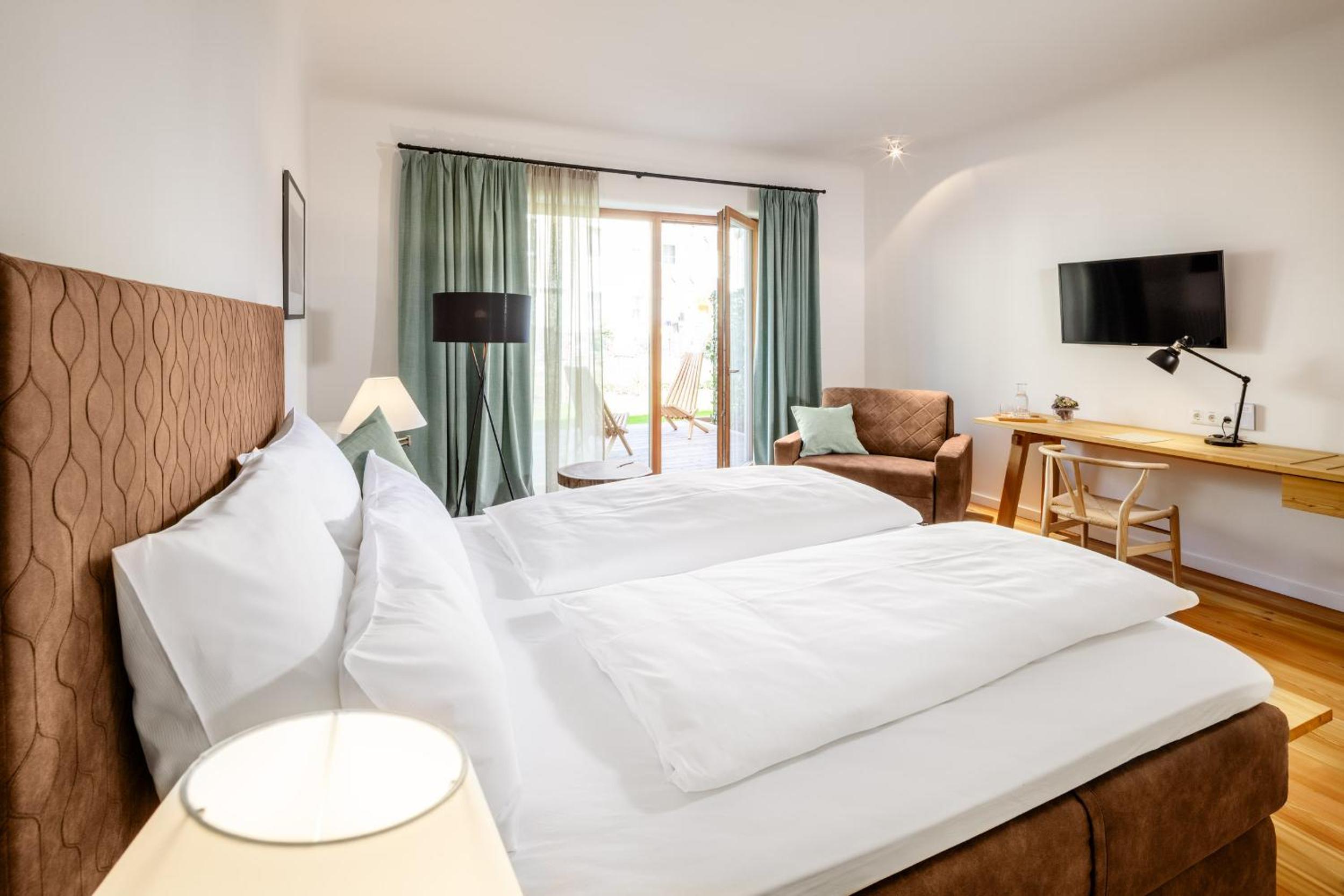 Standard Double Room - Photo 1
