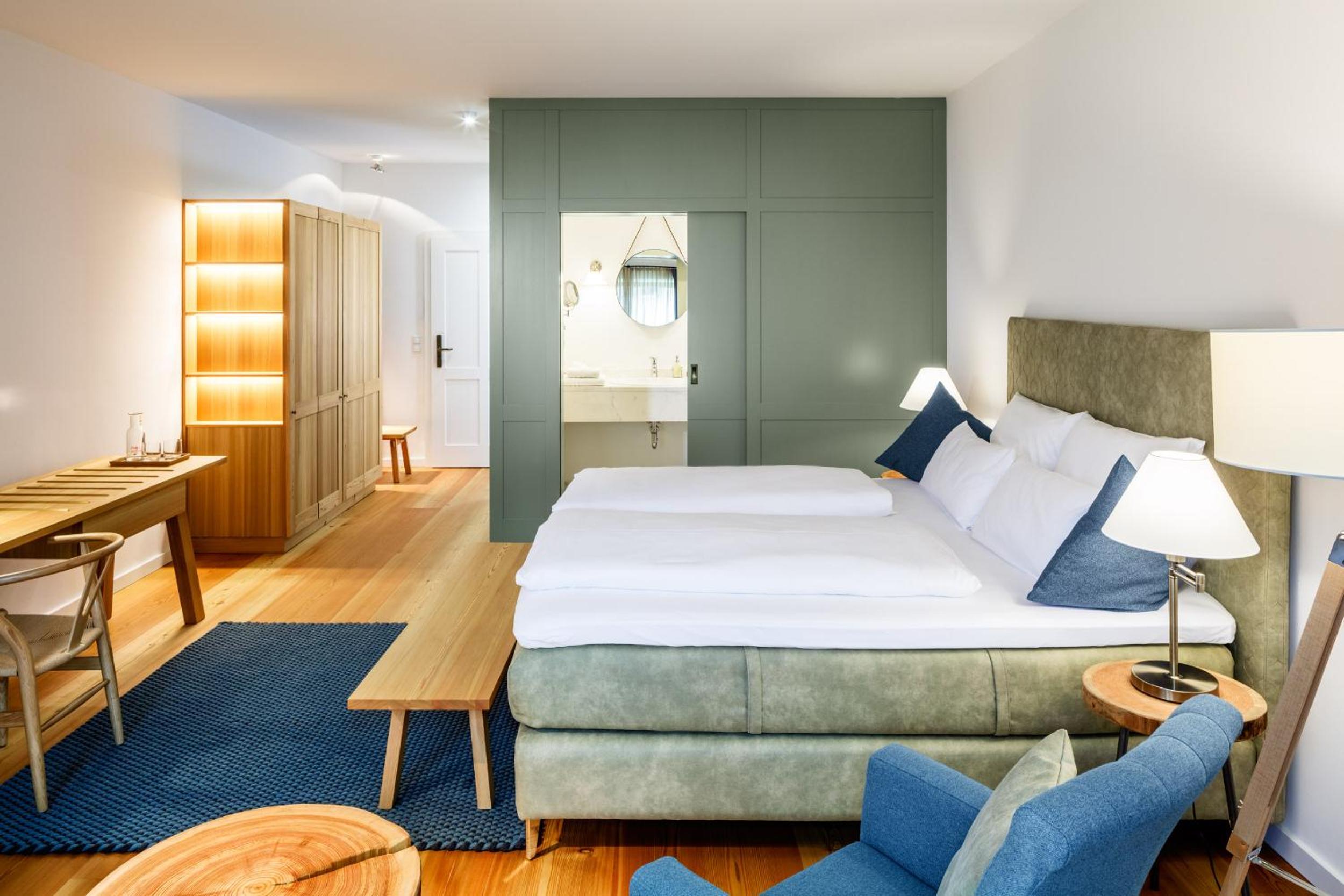 Standard Double Room - Photo 2