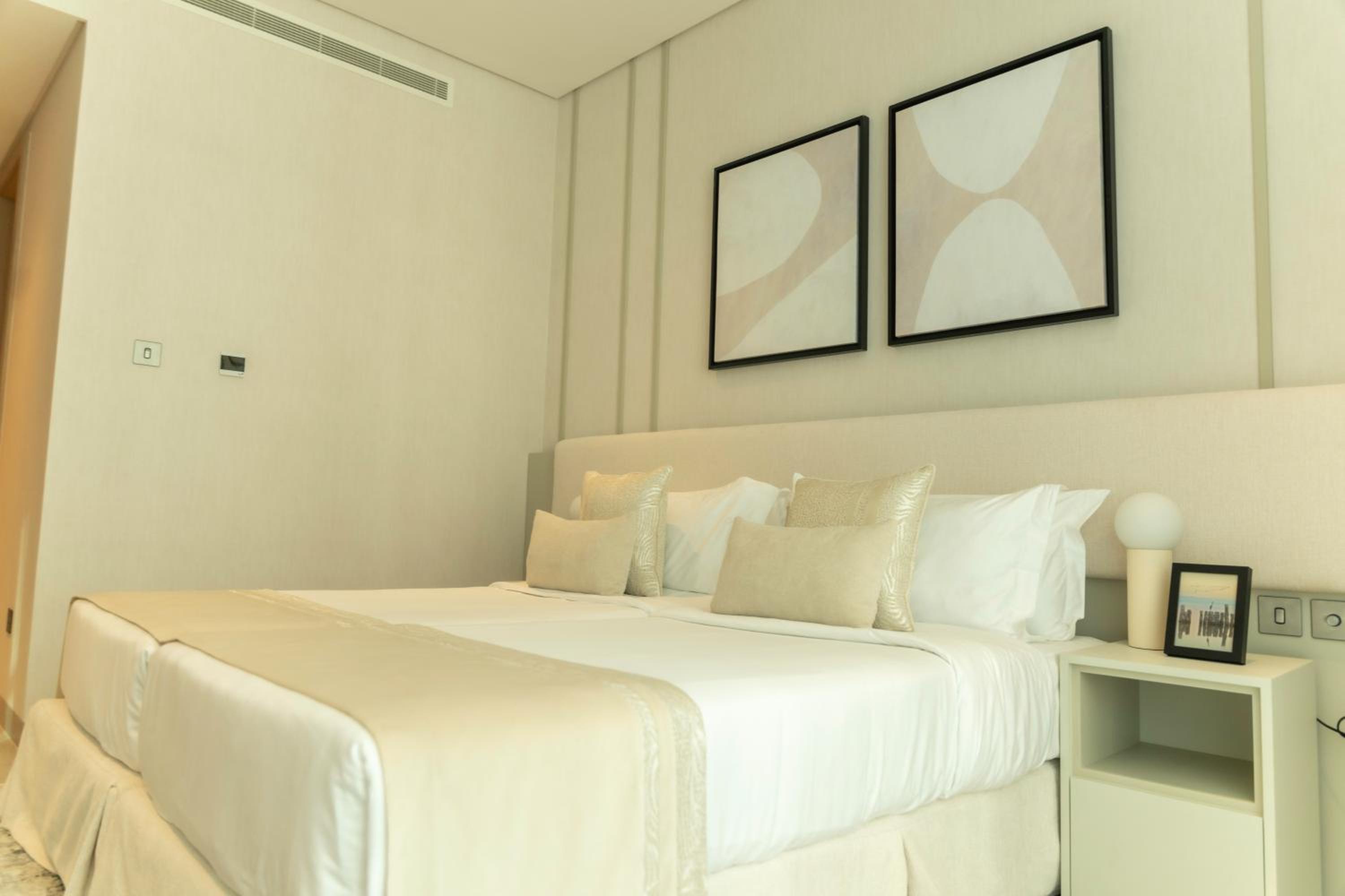 Two-Bedroom Apartment with City View