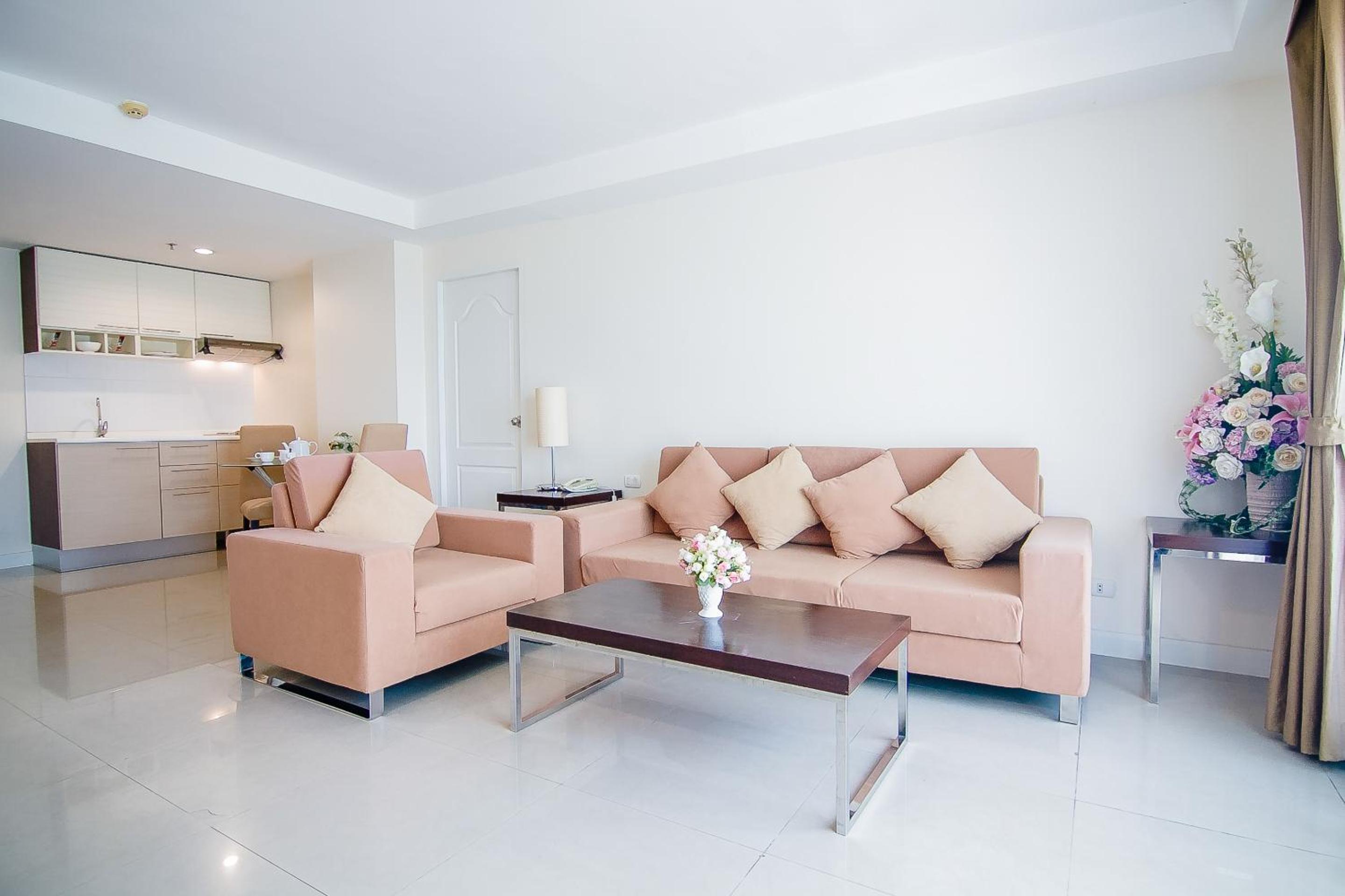 One-Bedroom Suite photo 2