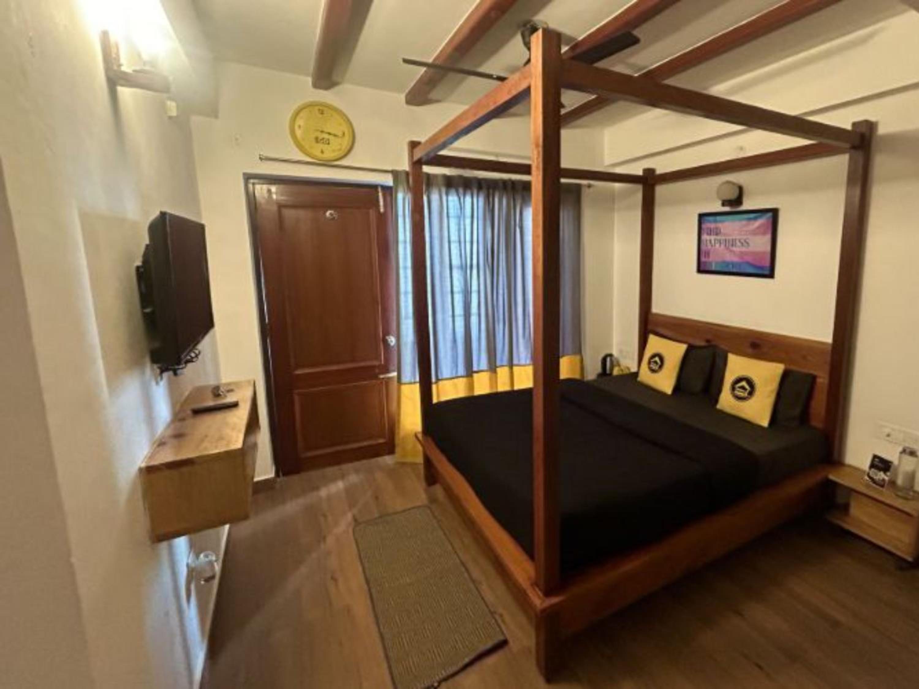  Superior double room with valley view x A Block - Photo 3