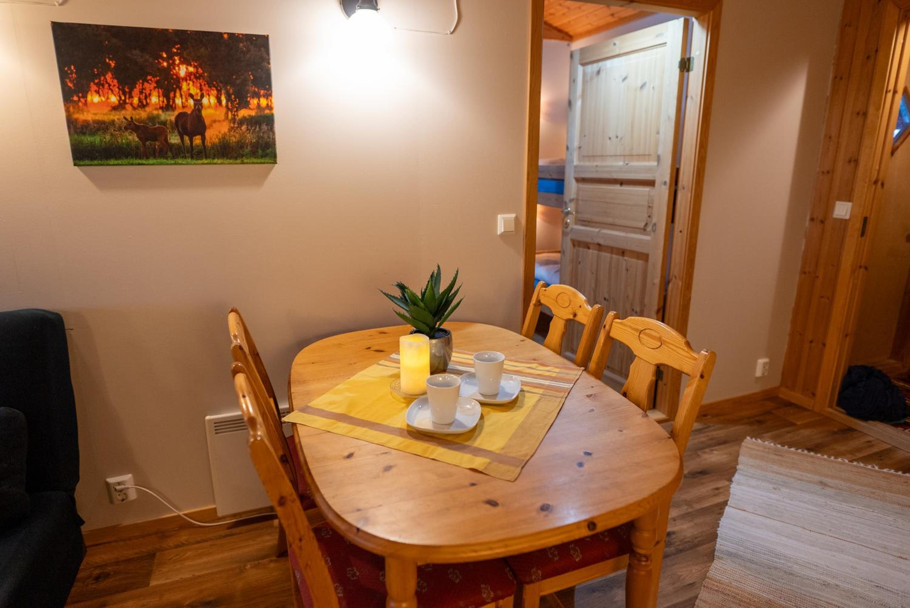 Two-Bedroom Cottage - Photo 14