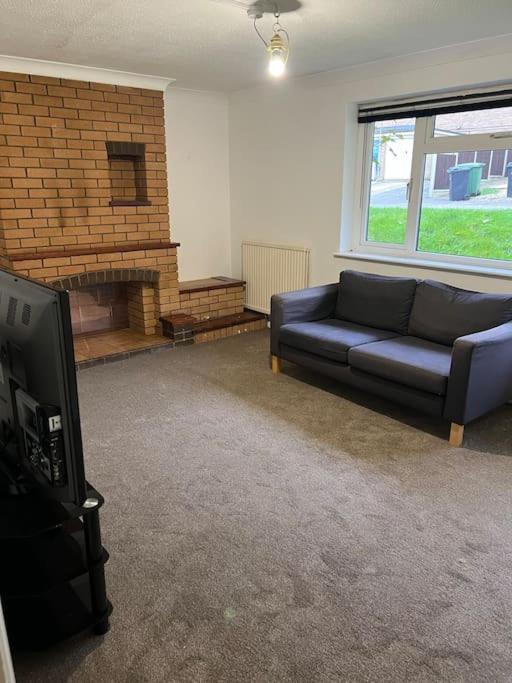 Three-Bedroom Apartment photo 1