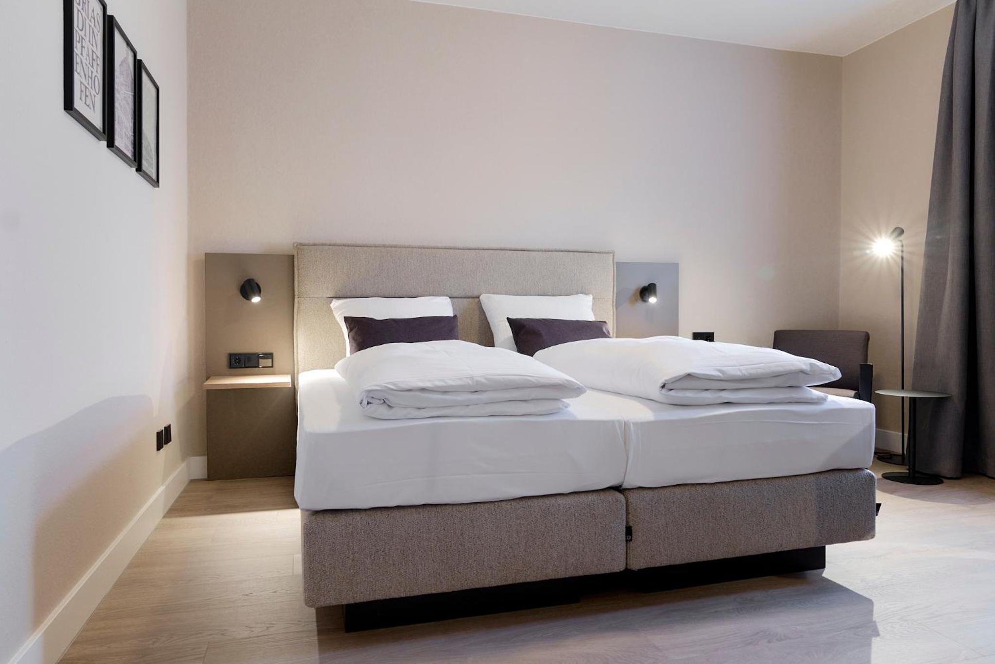 Double Room - Photo 11