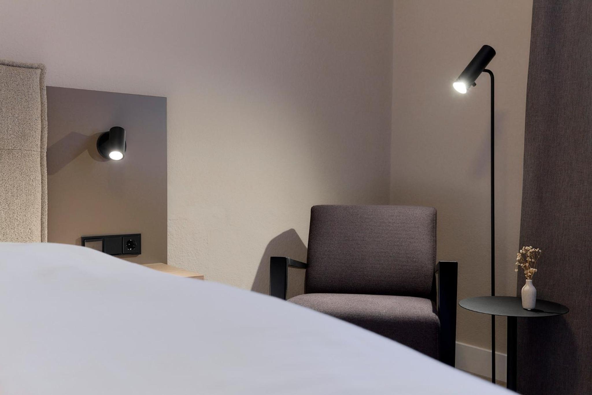 Double Room - Photo 5