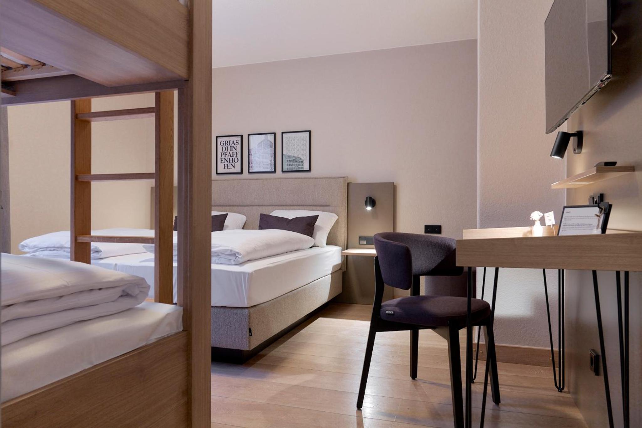 Quadruple Room - Photo 12
