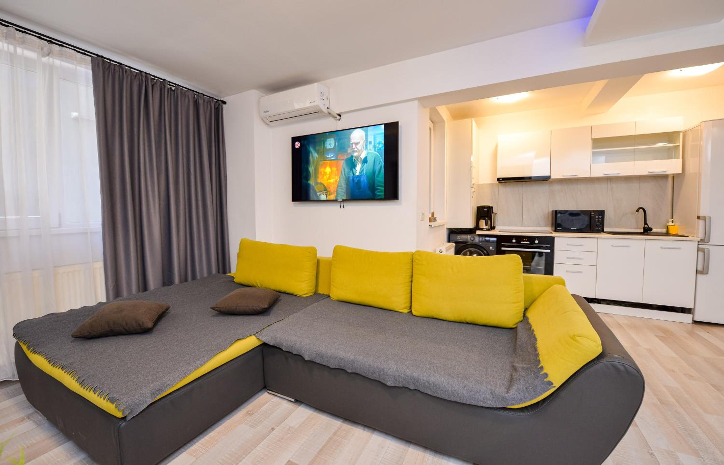 Deluxe Apartment