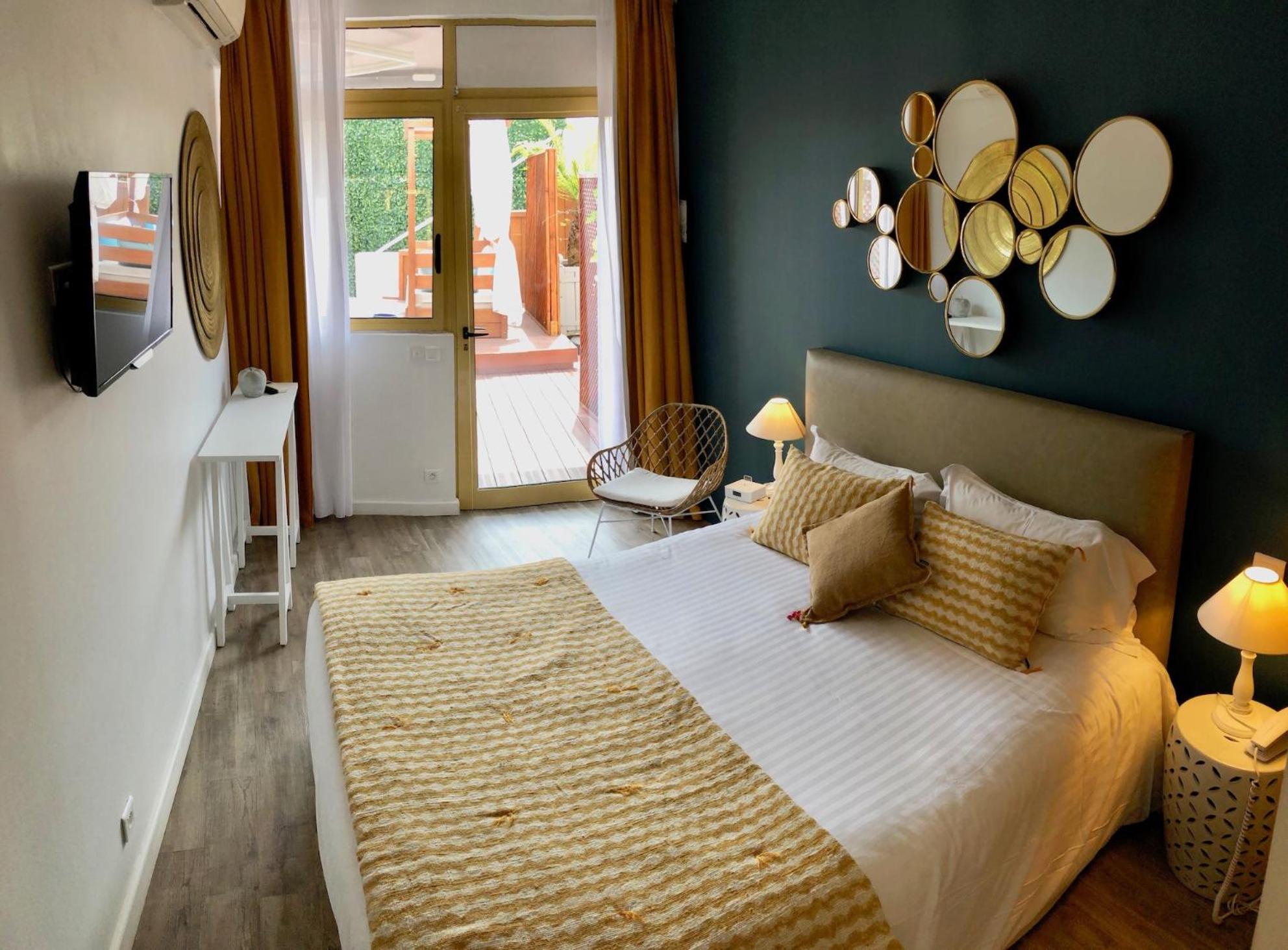 Double Room with Terrace - Photo 1