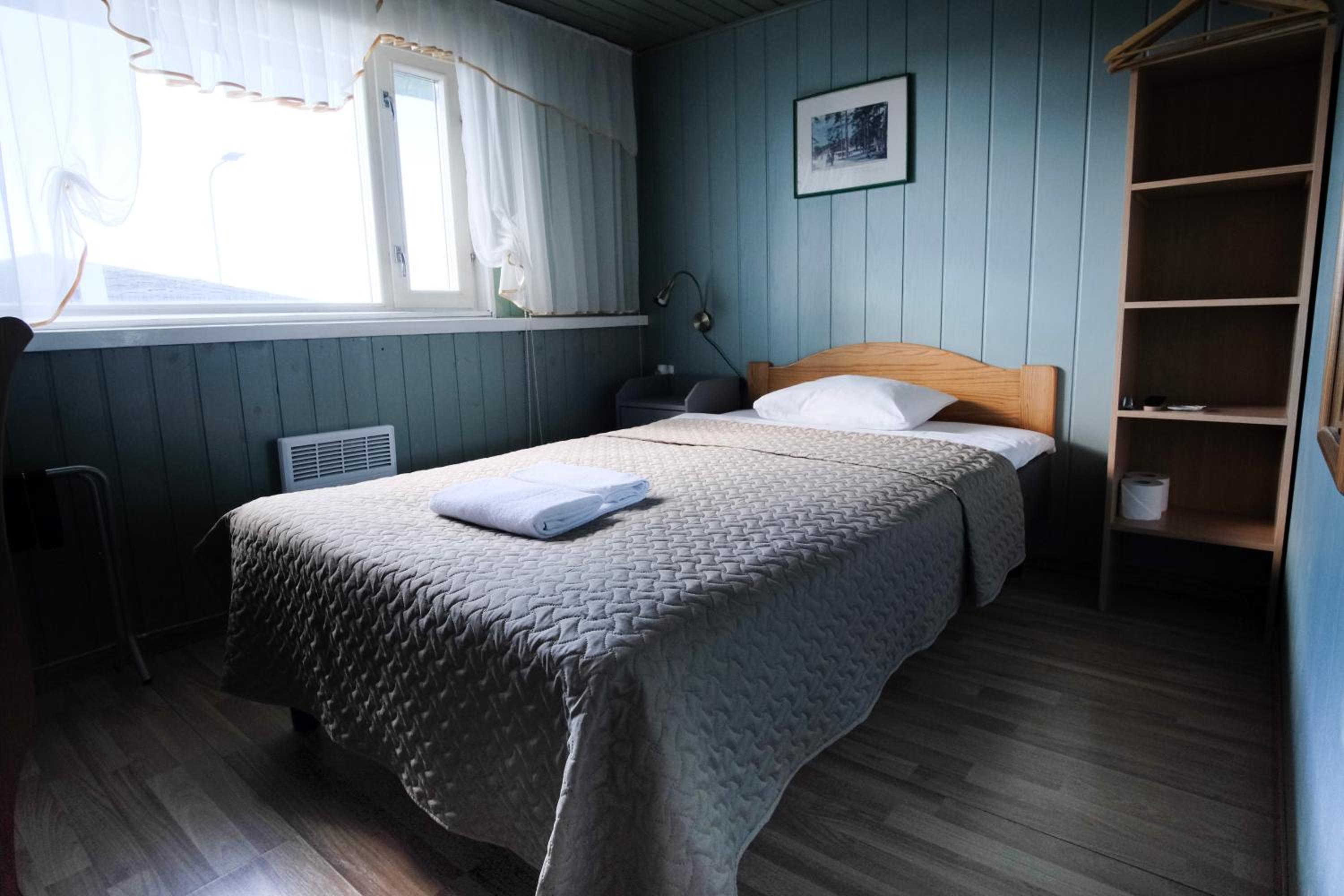 Small Single Room