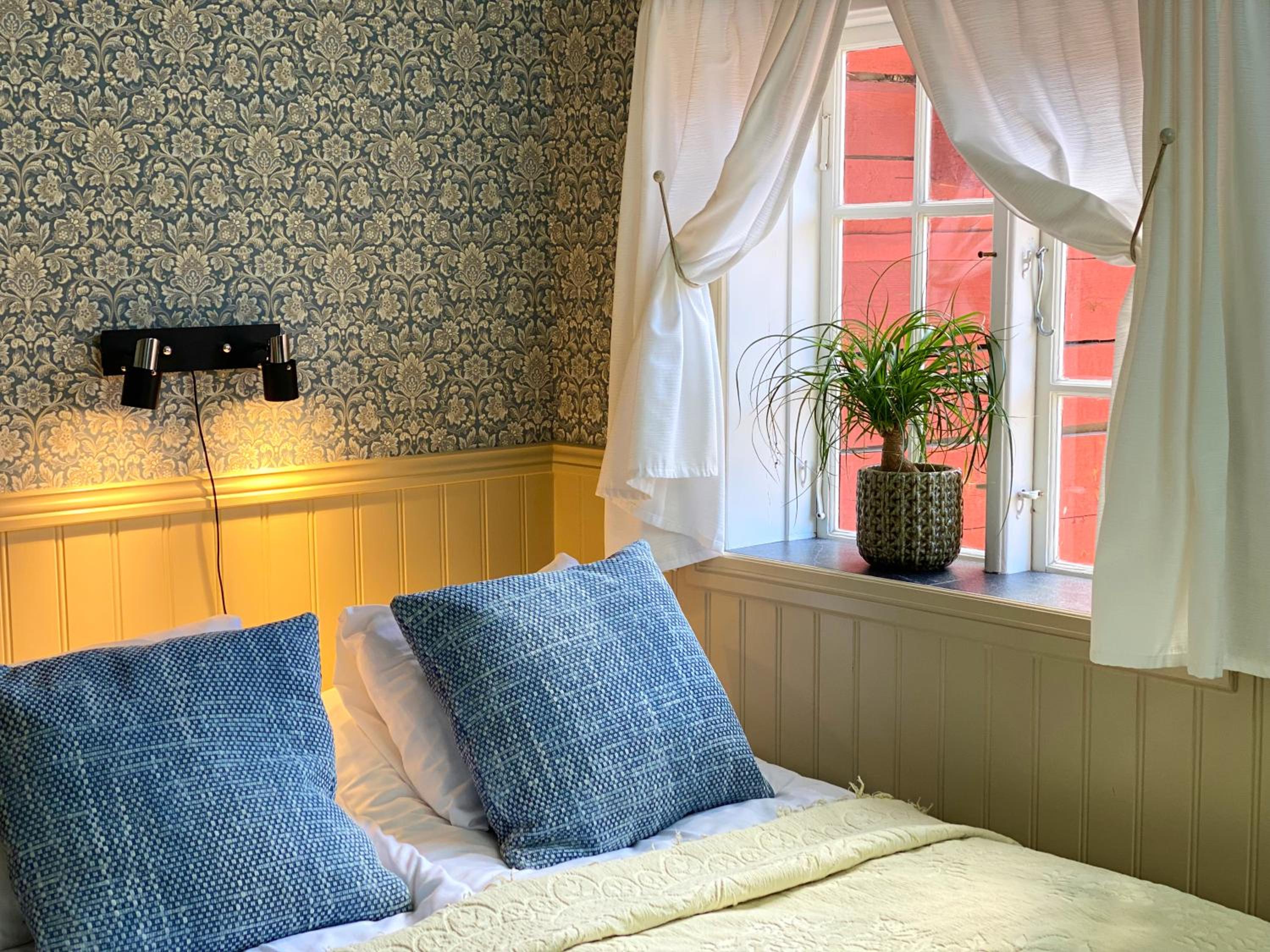 Economy Double Room - Photo 6
