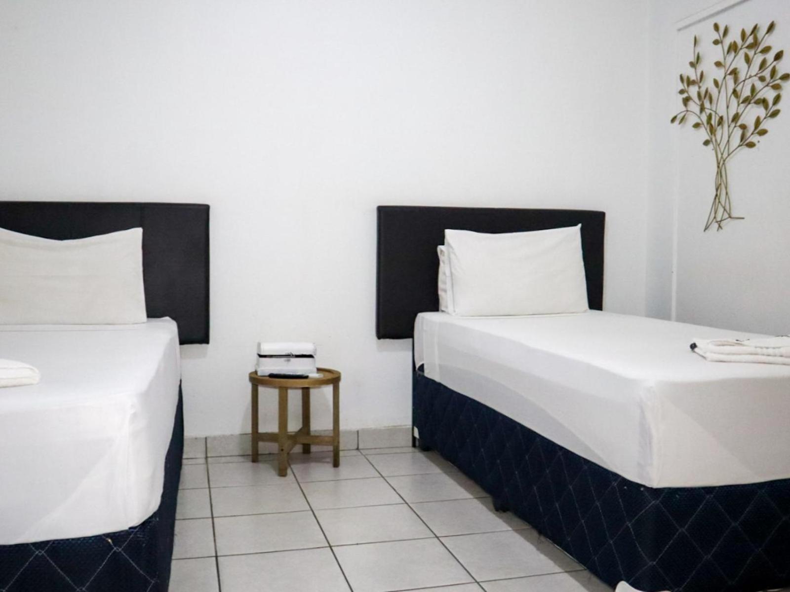 Standard Queen Room - Photo 2