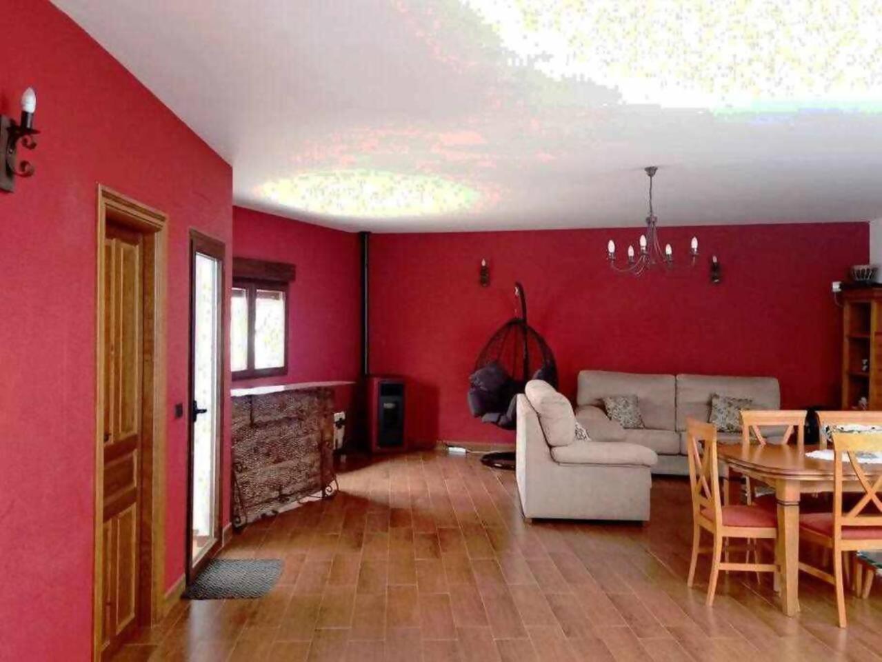 Casa de tres habitaciones