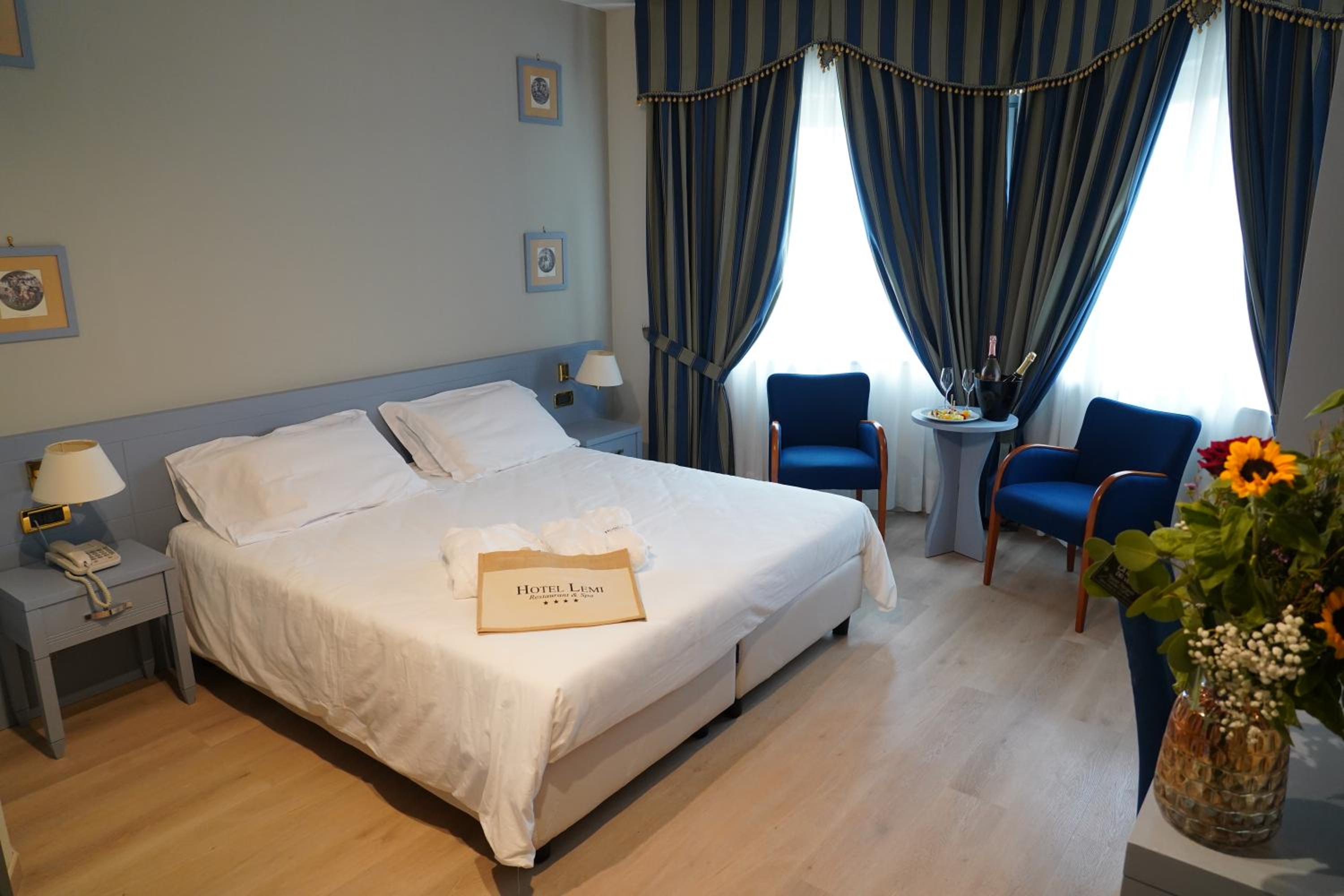Deluxe Double or Twin Room - Photo 1