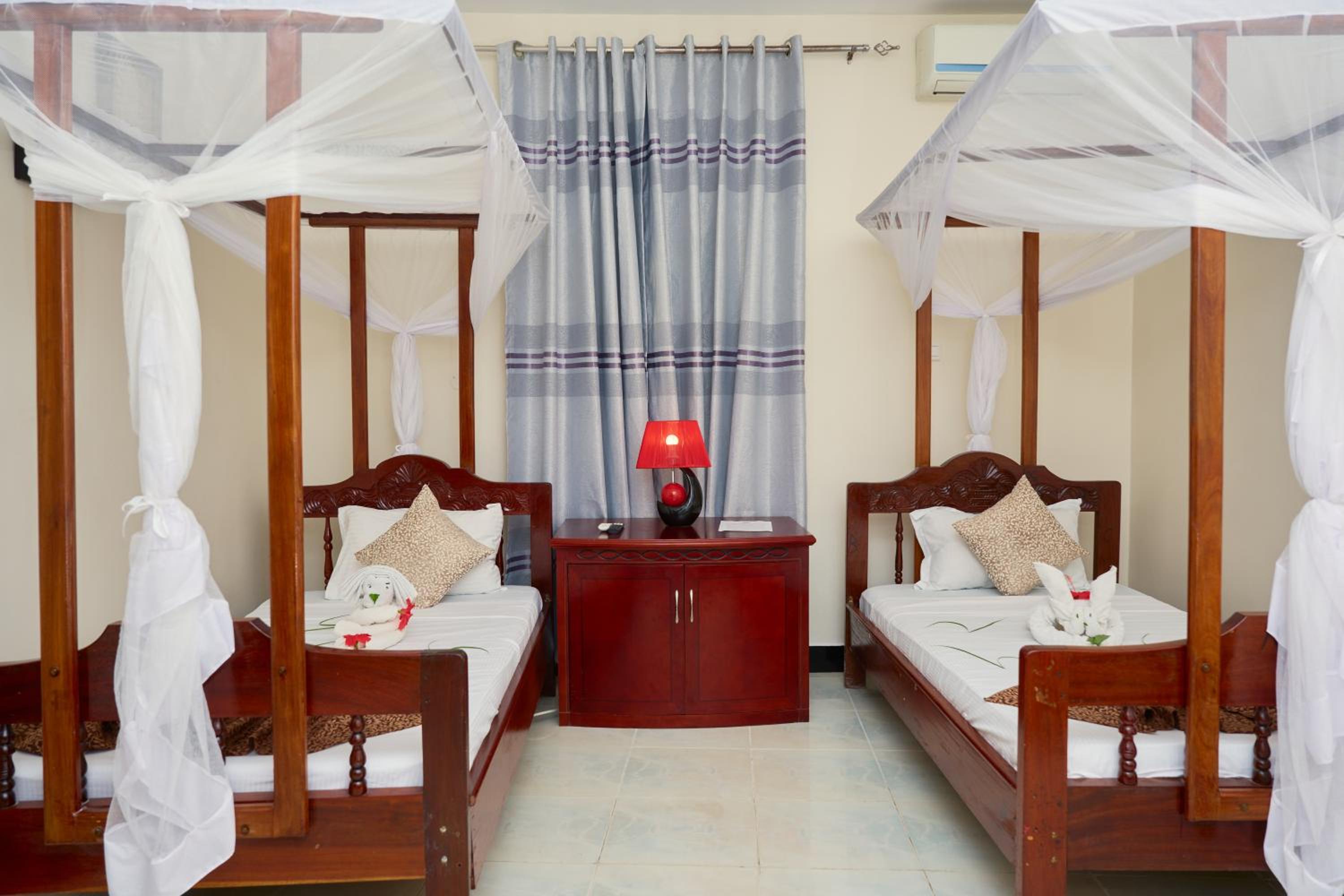 Classic Triple Room